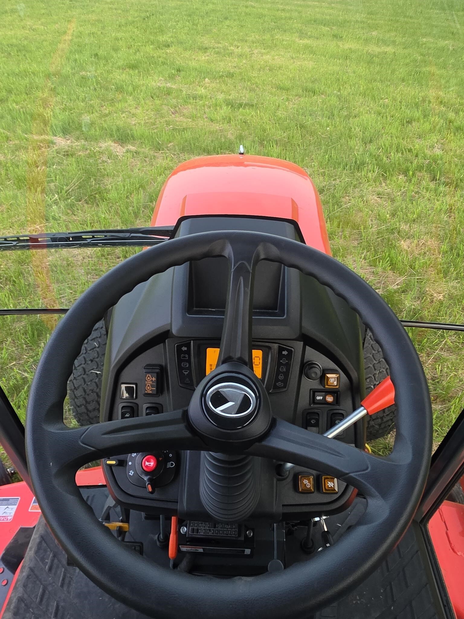 2025 Kubota LX3520HSDC Tractor