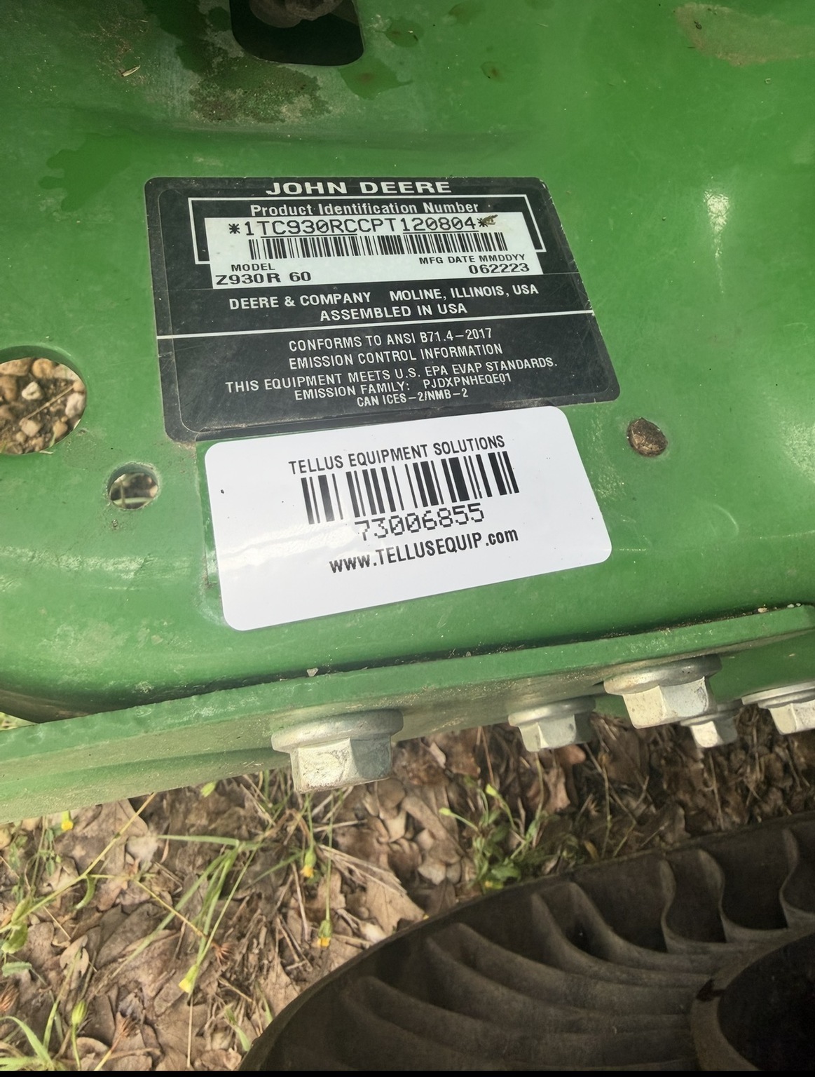 2023 John Deere Z930R Lawn Mower