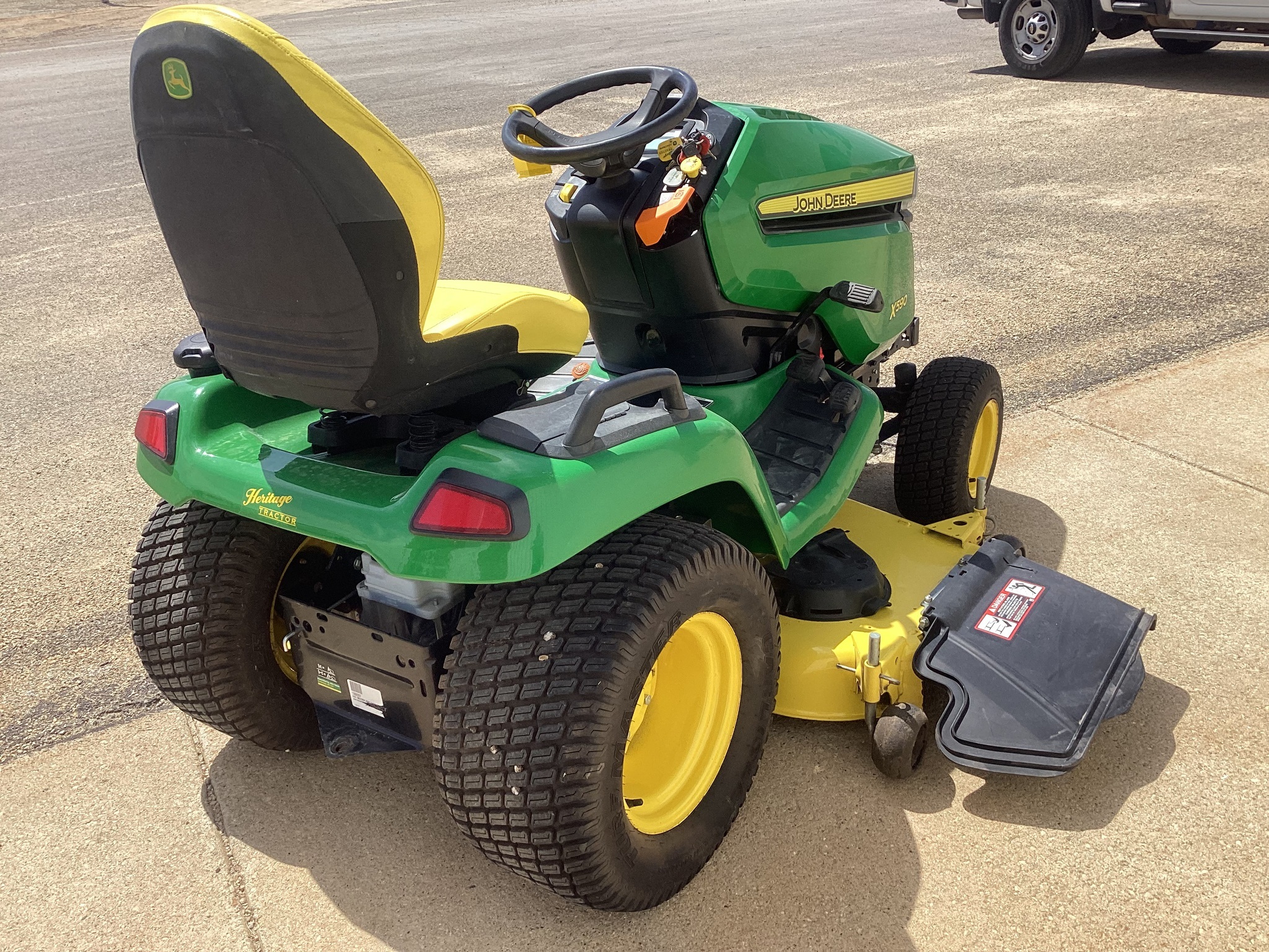 2021 John Deere X590 Lawn Mower