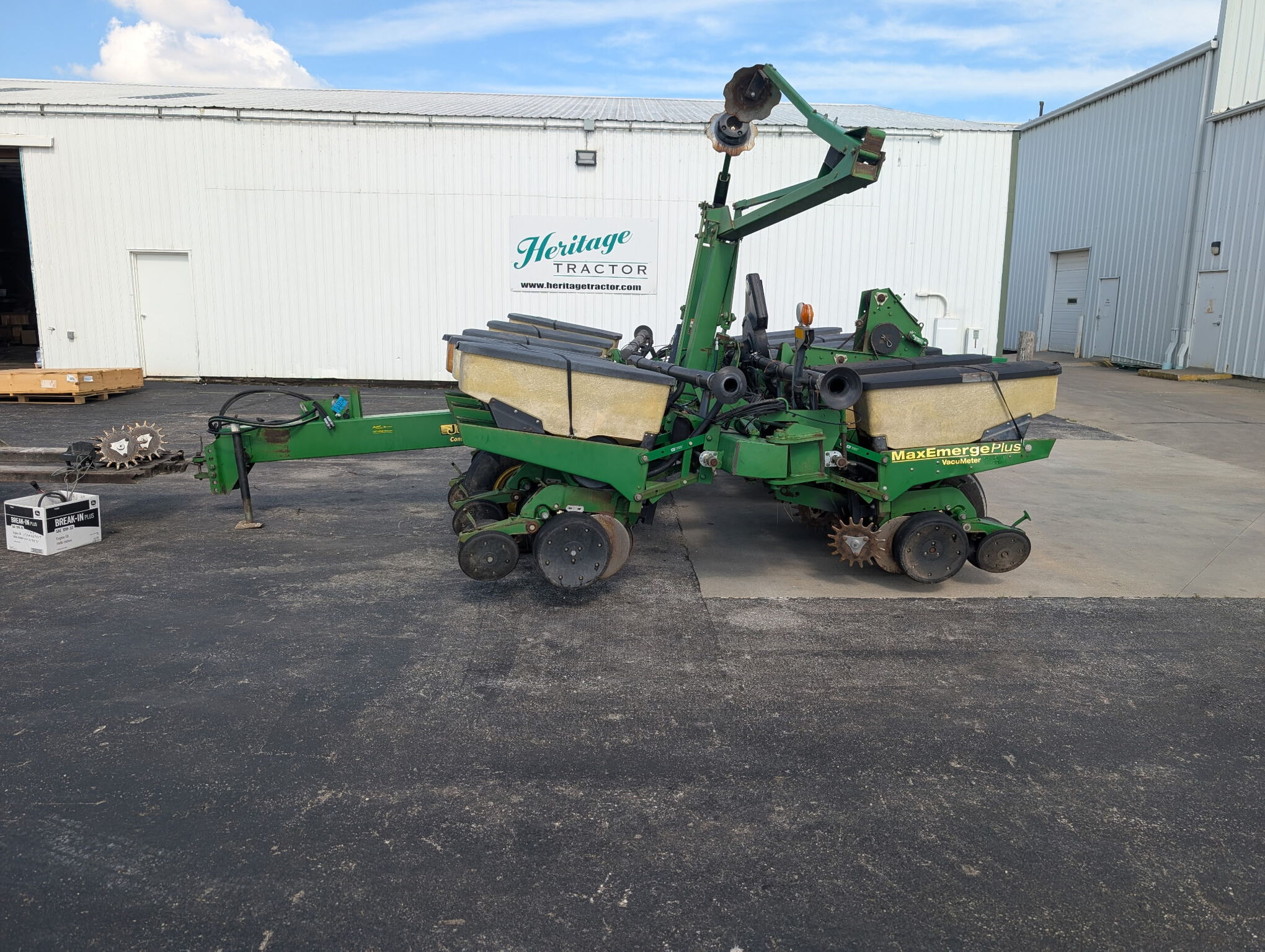 1997 John Deere 1760 Planter