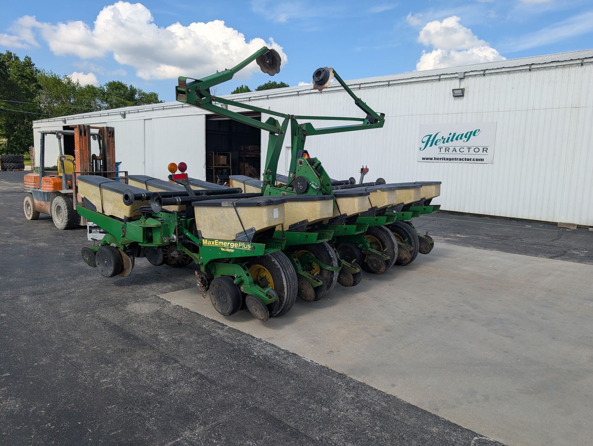1997 John Deere 1760 Planter