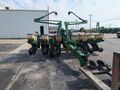 1997 John Deere 1760 Planter