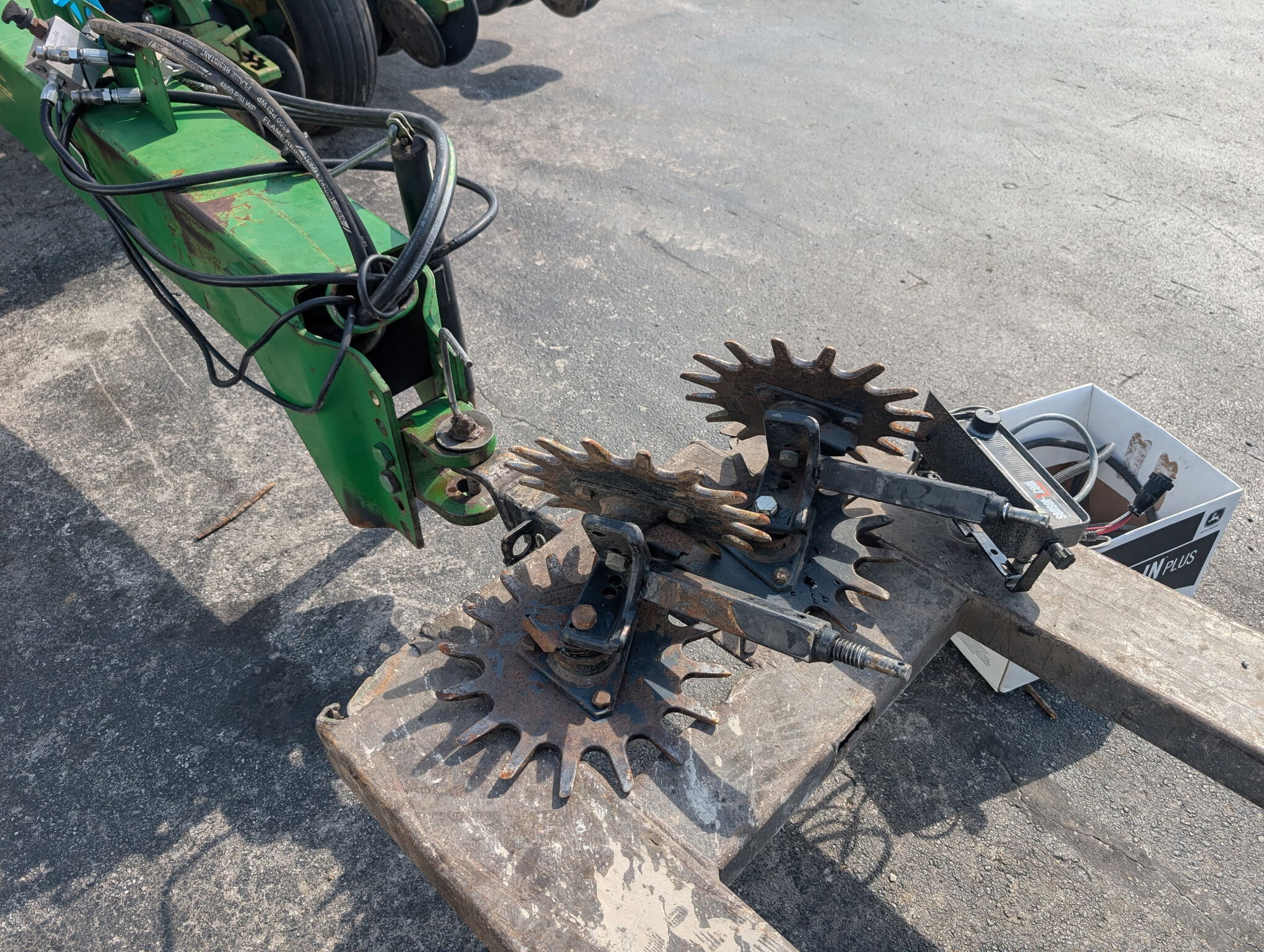 1997 John Deere 1760 Planter