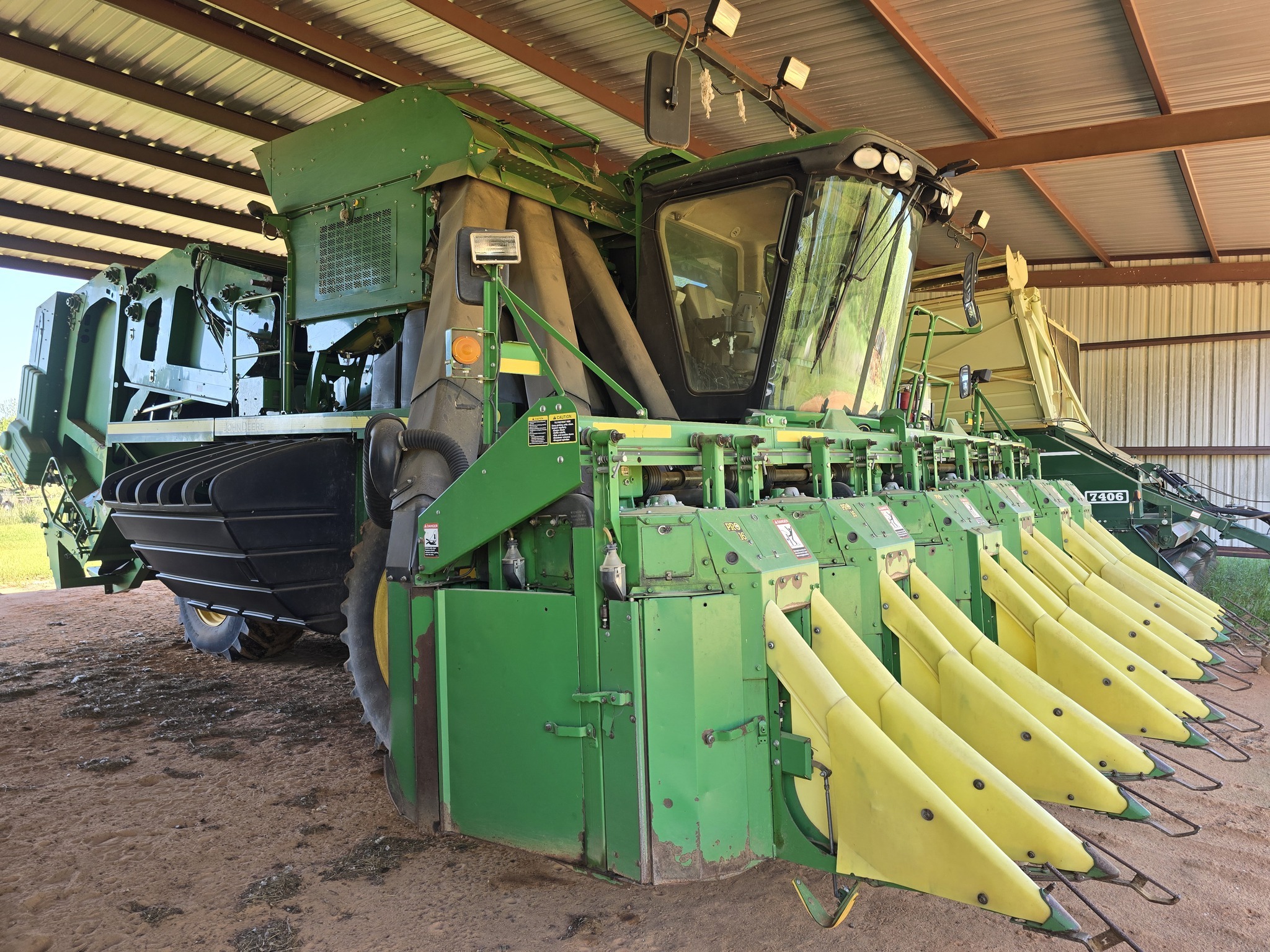 2014 John Deere 7760 Cotton Equipment