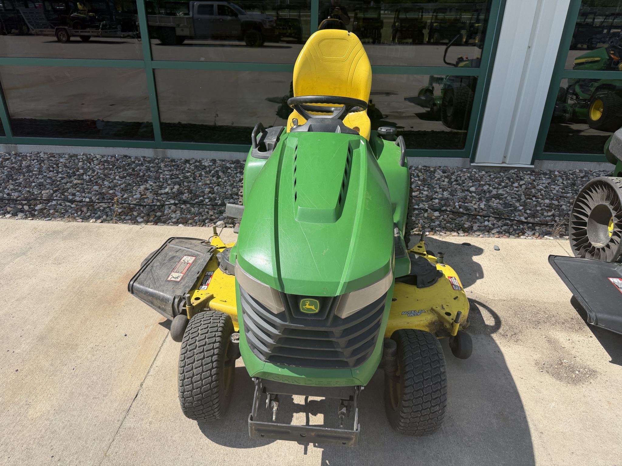 2016 John Deere X590 Lawn Mower