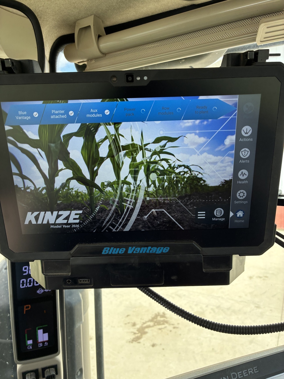 2023 Kinze 4905 Planter