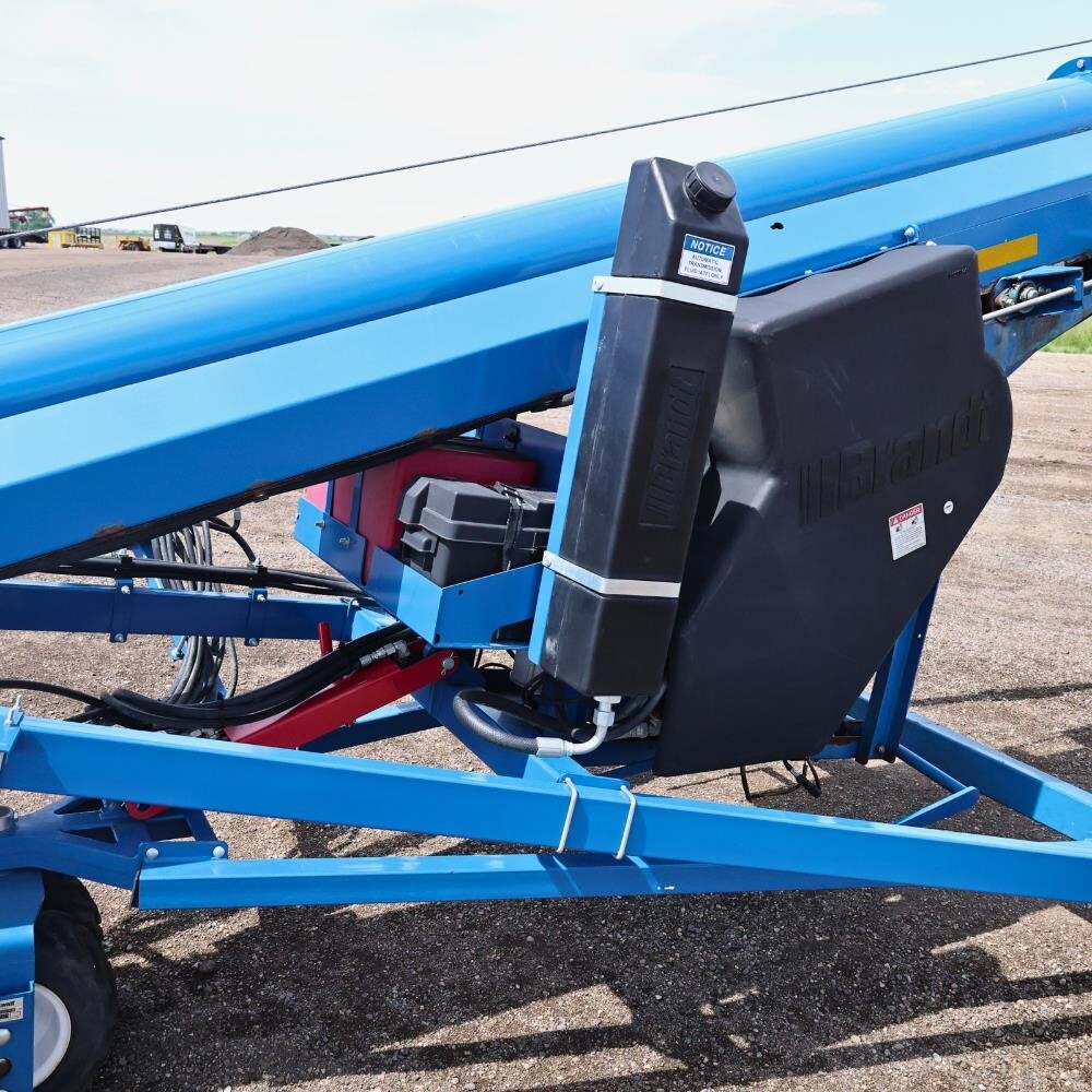 2022 Brandt 1547LP+ Augers and Conveyor