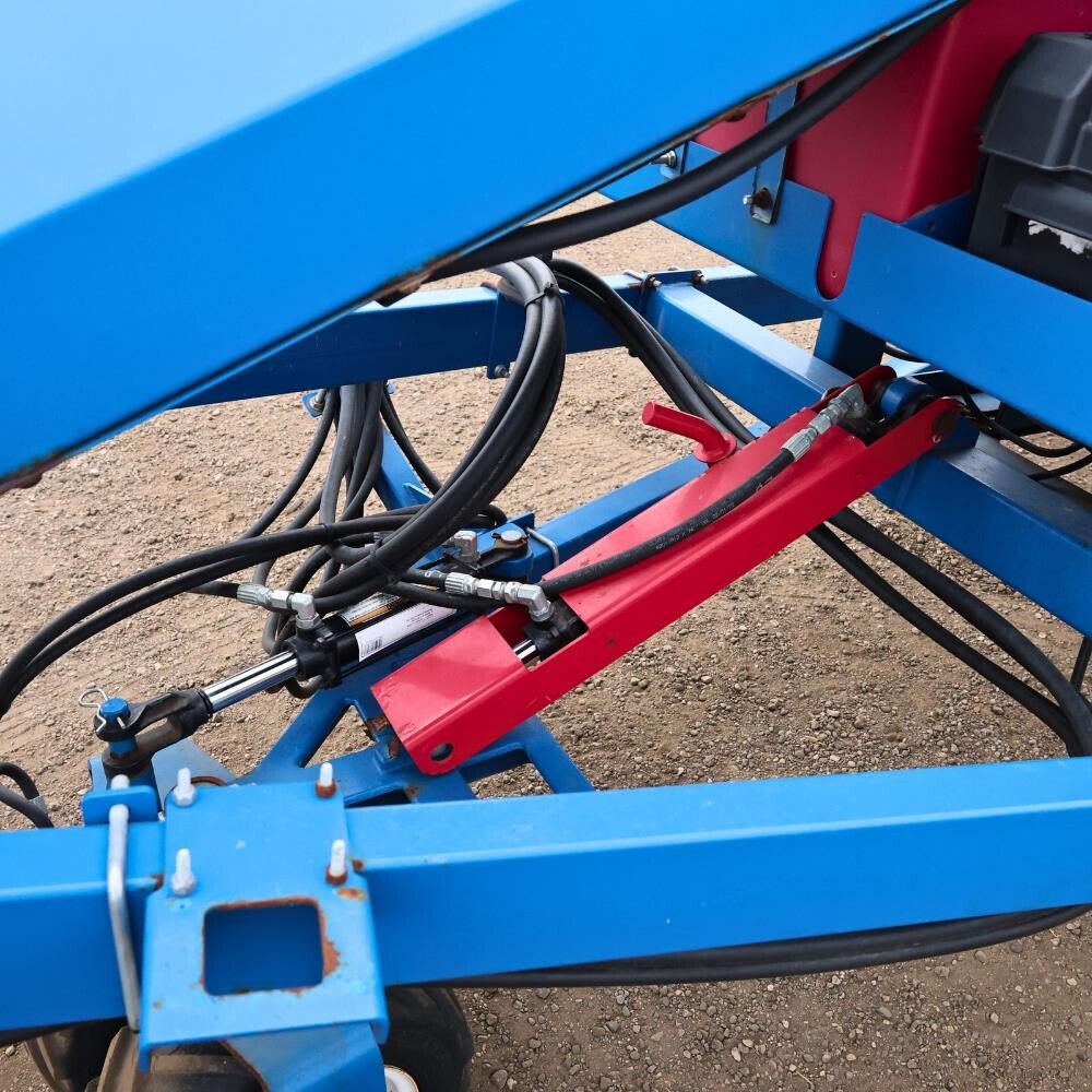 2022 Brandt 1547LP+ Augers and Conveyor