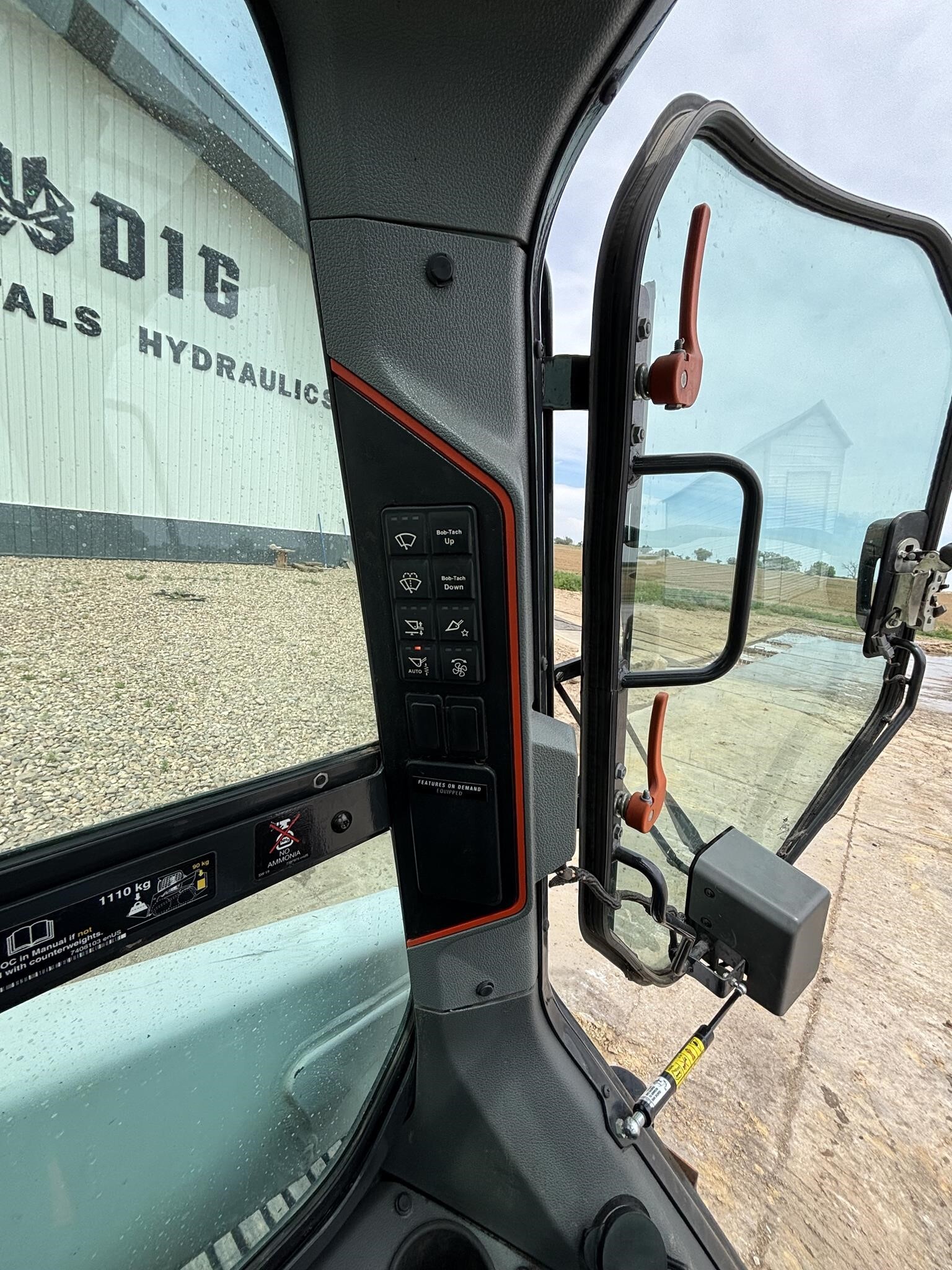 2022 Bobcat T66 Skid Steer