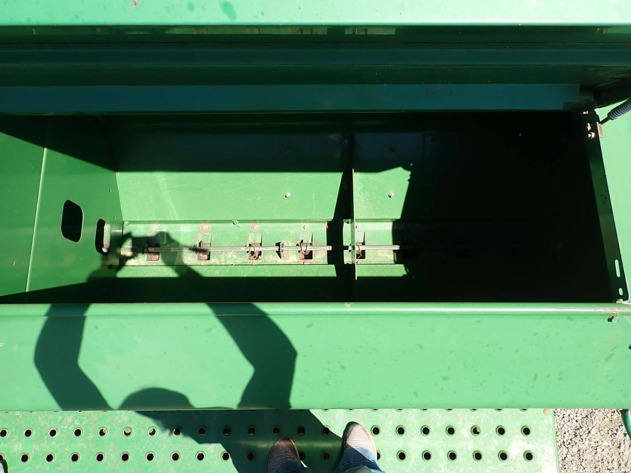 2009 John Deere 1590 Drill