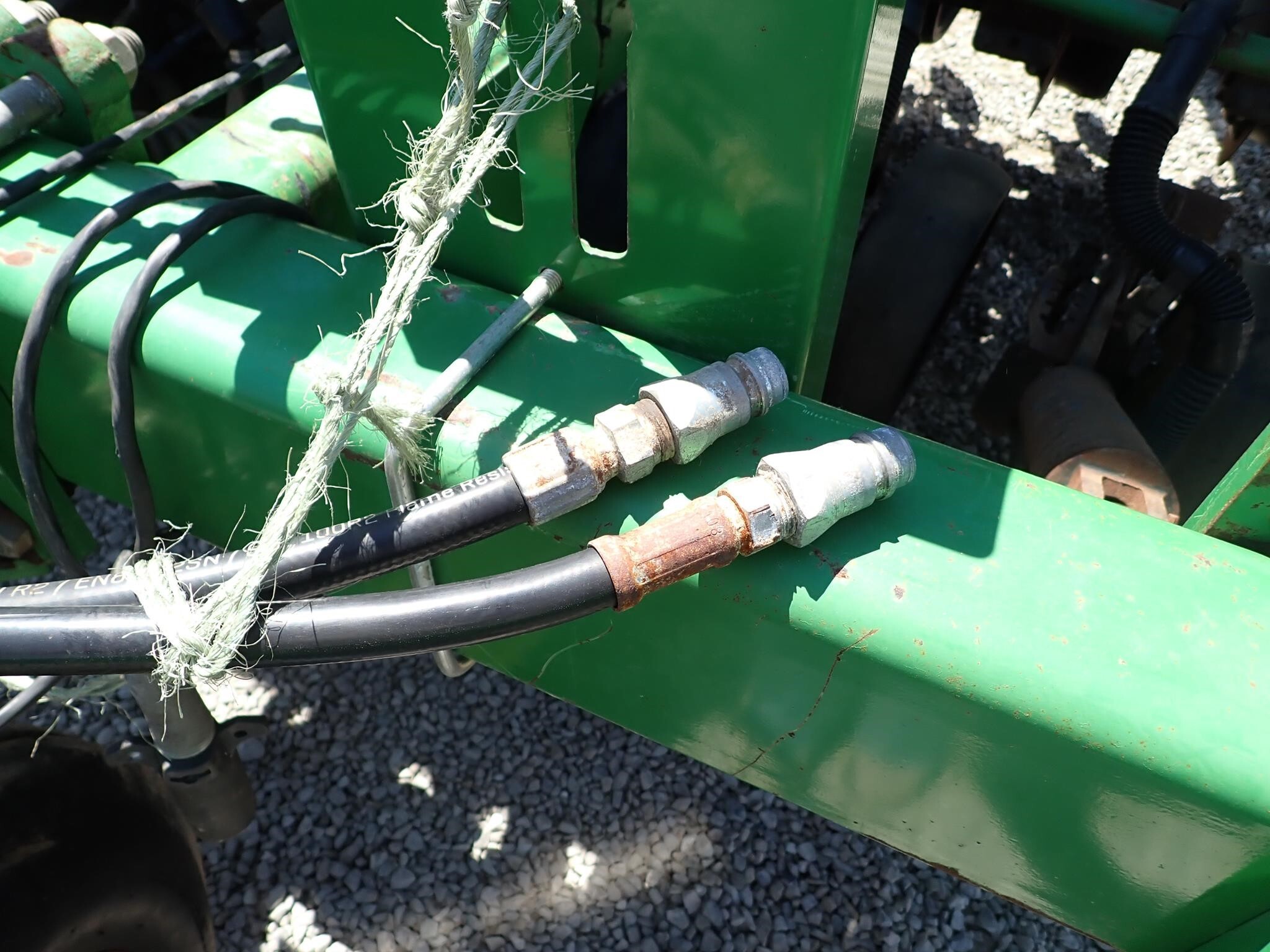 2009 John Deere 1590 Drill