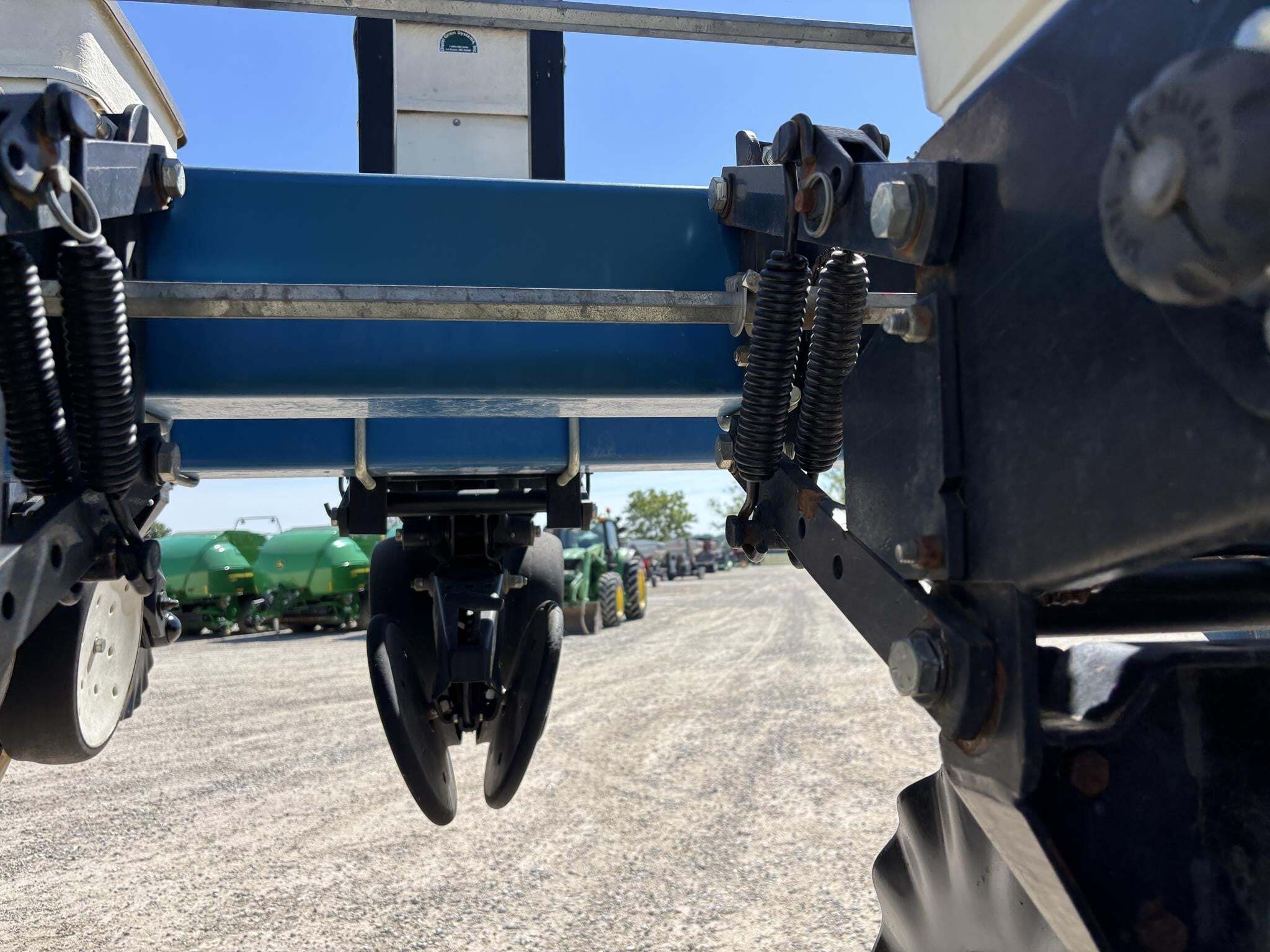2005 Kinze 3500 Planter