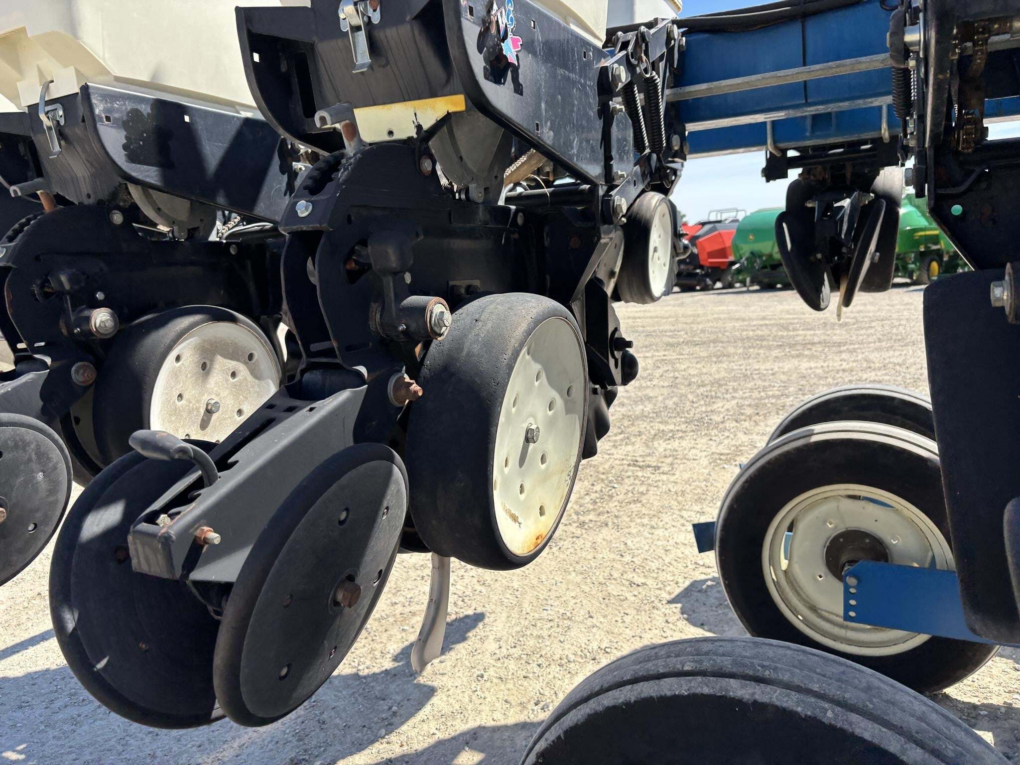 2005 Kinze 3500 Planter