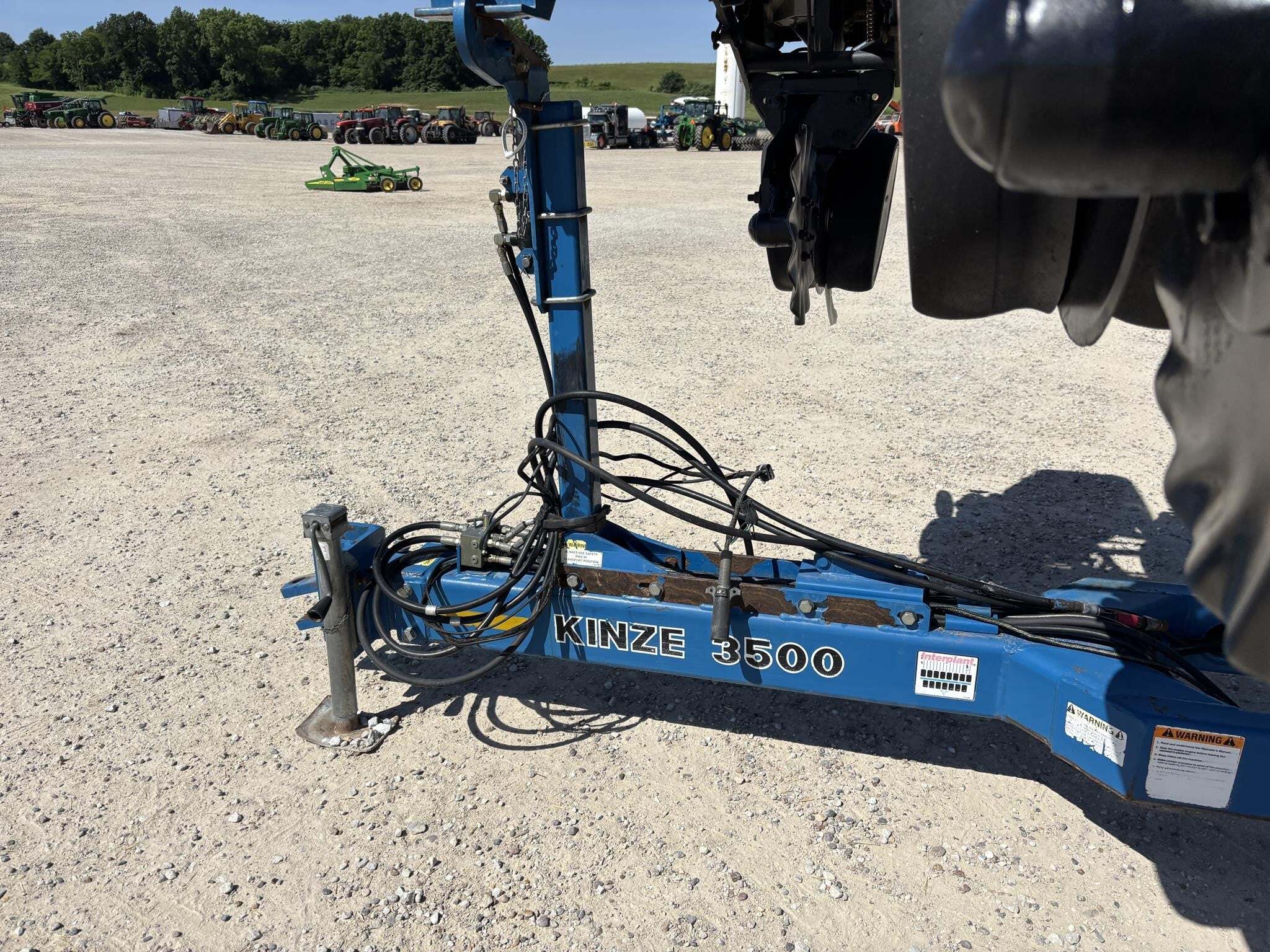2005 Kinze 3500 Planter