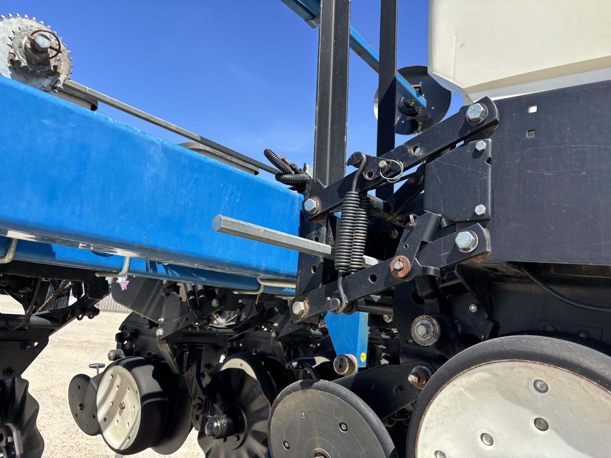2005 Kinze 3500 Planter