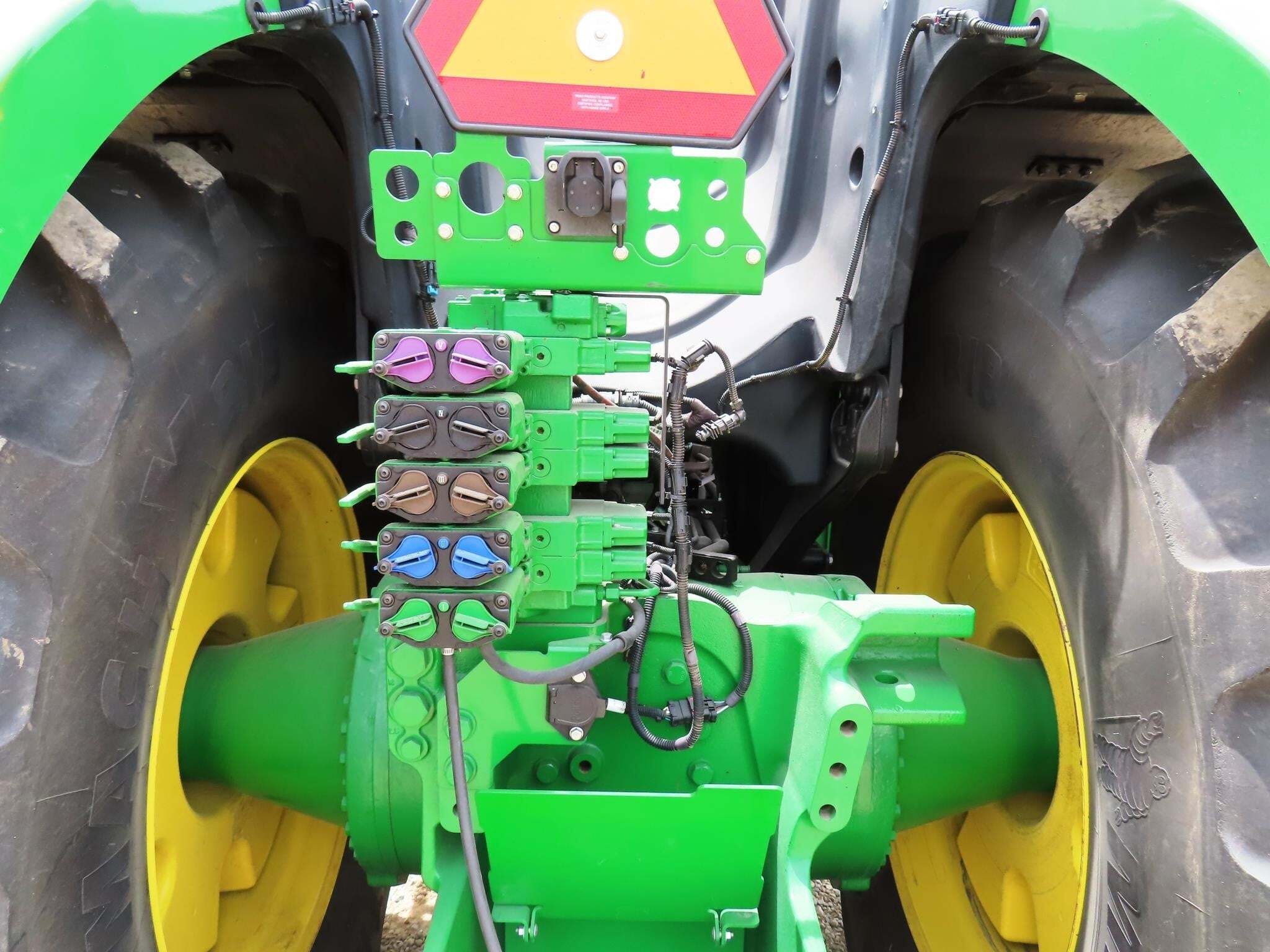 2019 John Deere 9620R Tractor