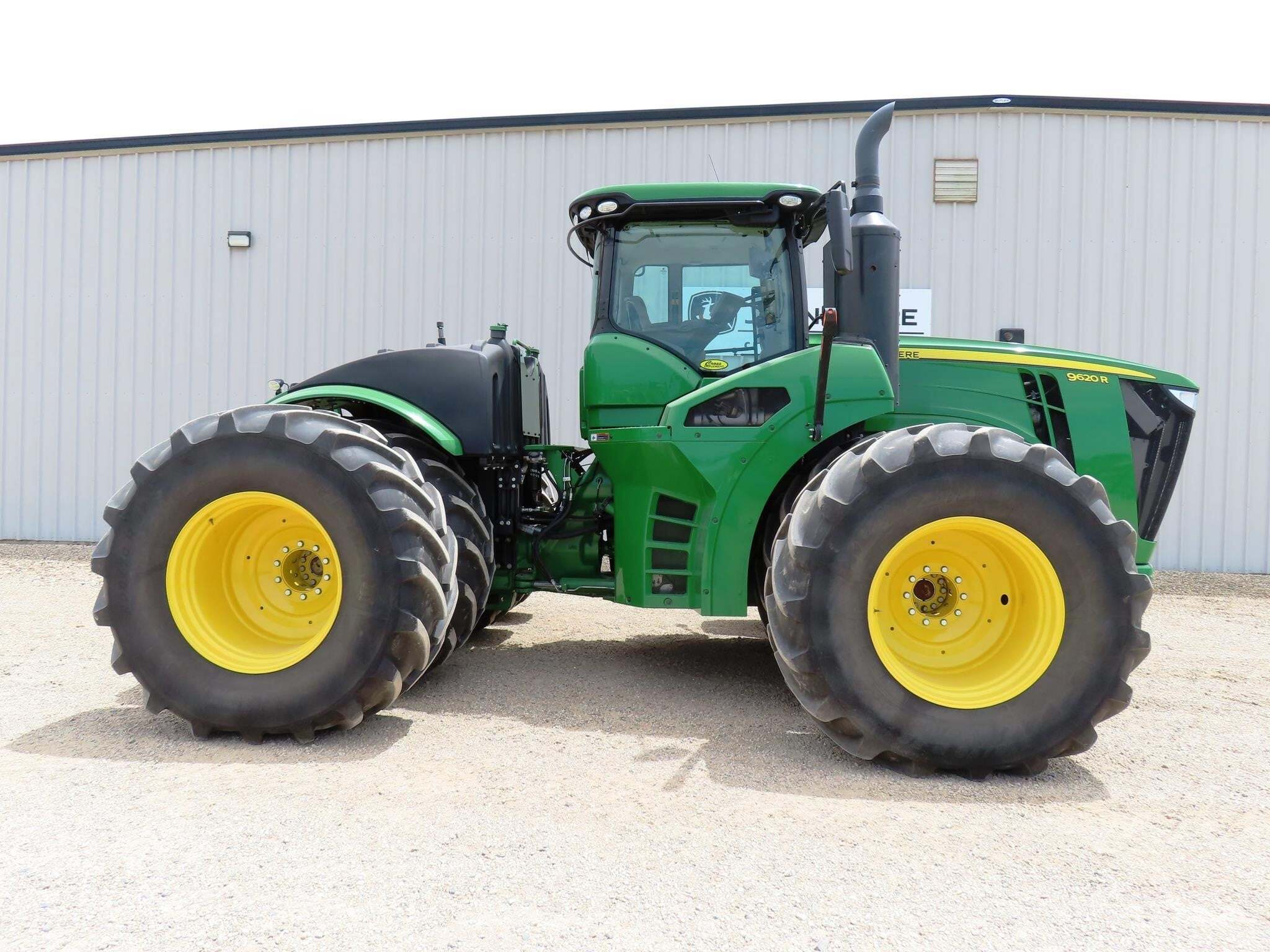 2019 John Deere 9620R Tractor