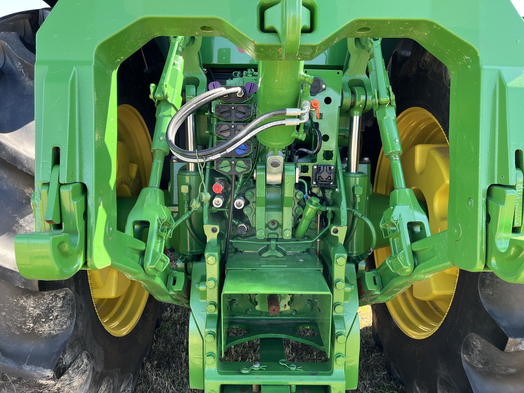 2023 John Deere 8R 280 Tractor