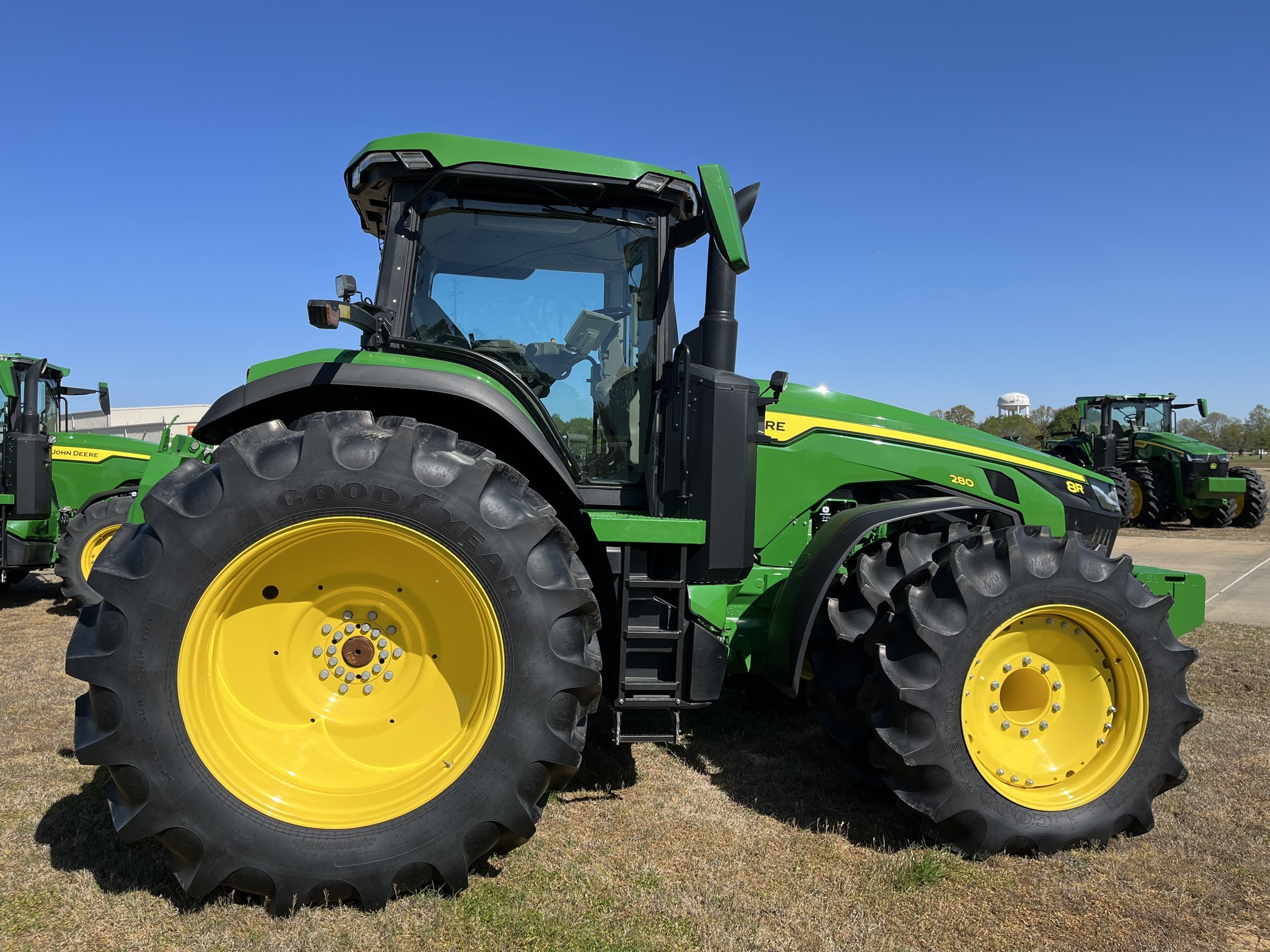 2023 John Deere 8R 280 Tractor