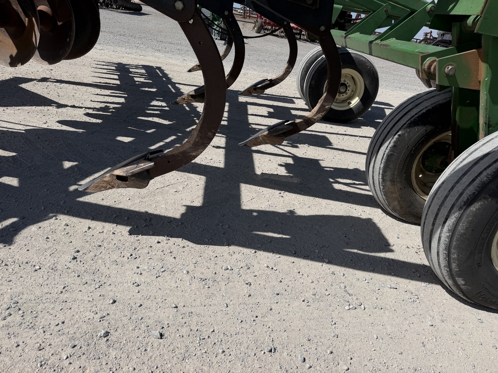 1996 John Deere 510 Disk Chisel