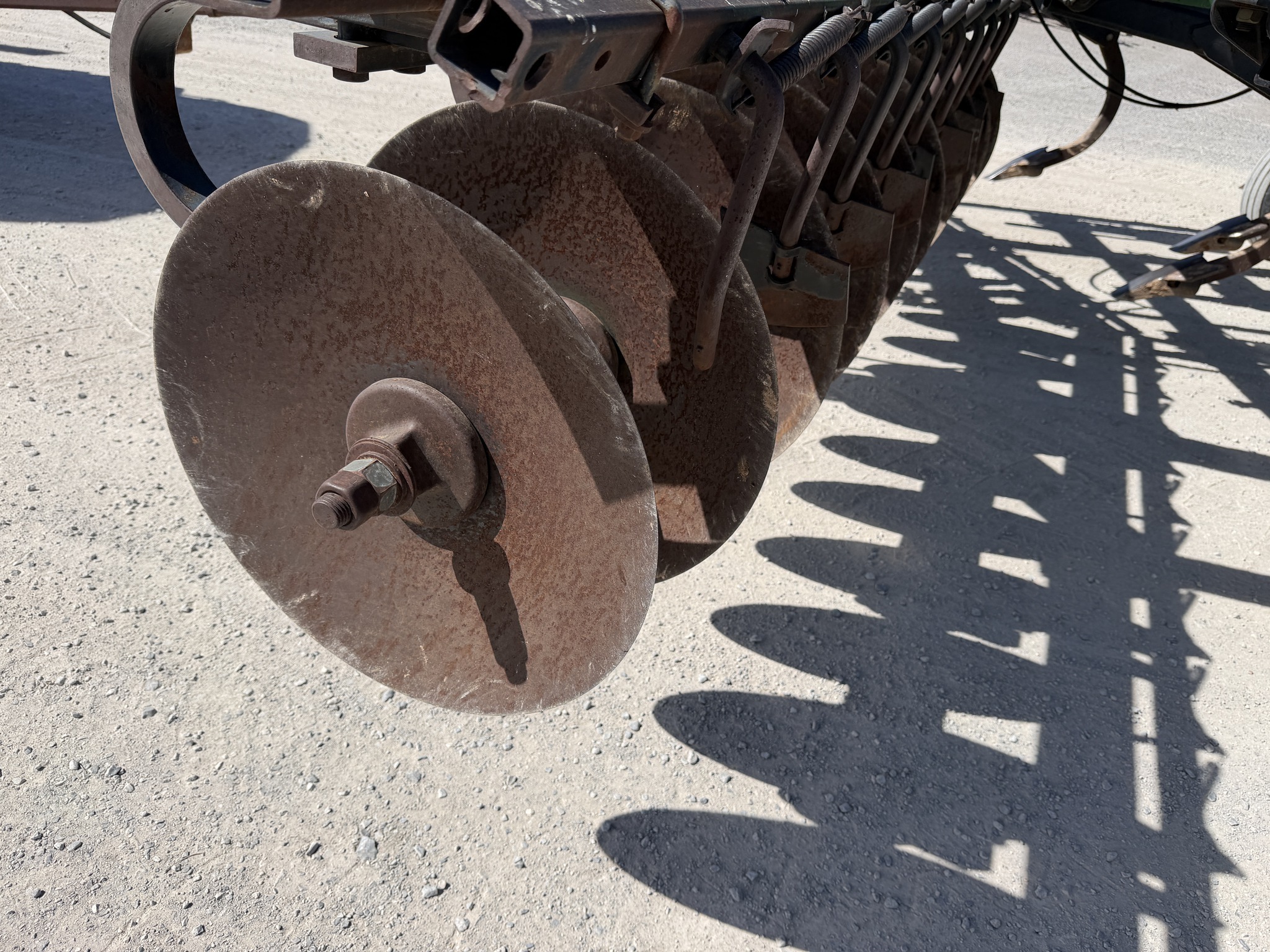 1996 John Deere 510 Disk Chisel