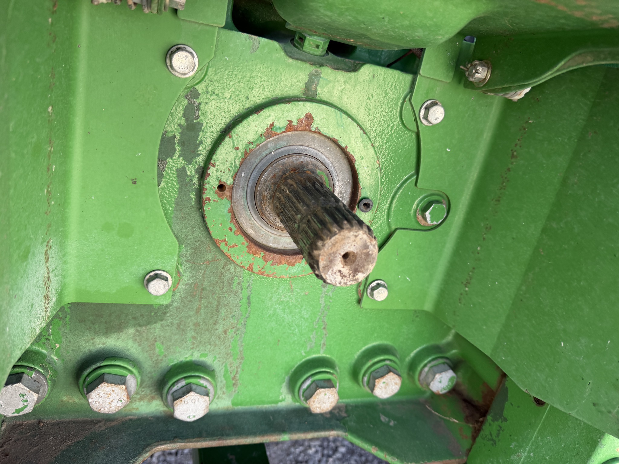 2022 John Deere 7R 210 Tractor