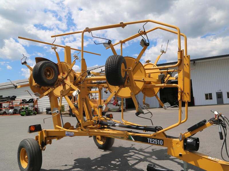 Used Vermeer Rakes for Sale - 127 Listings | Machinery Pete