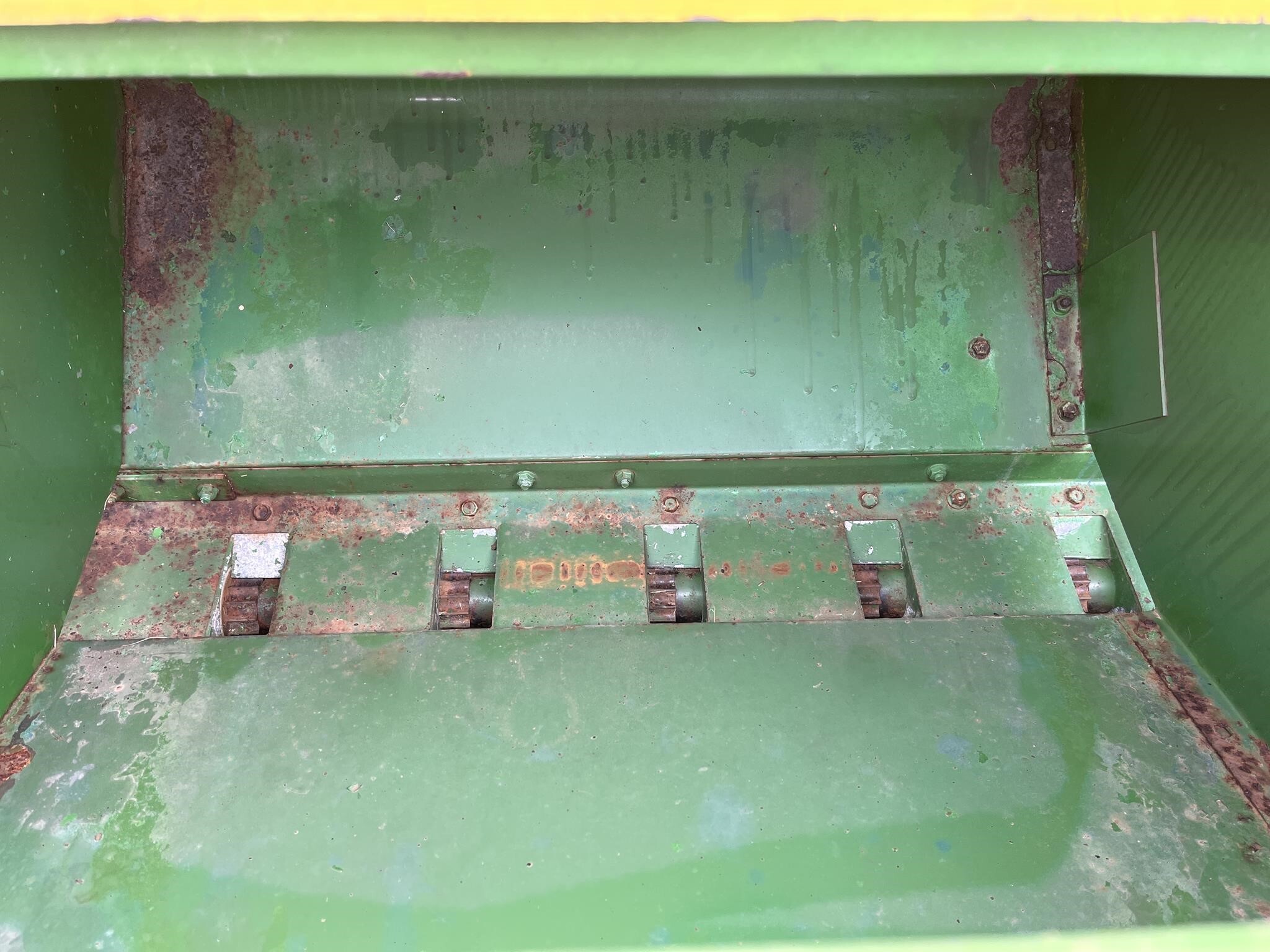  John Deere 8300 Drill