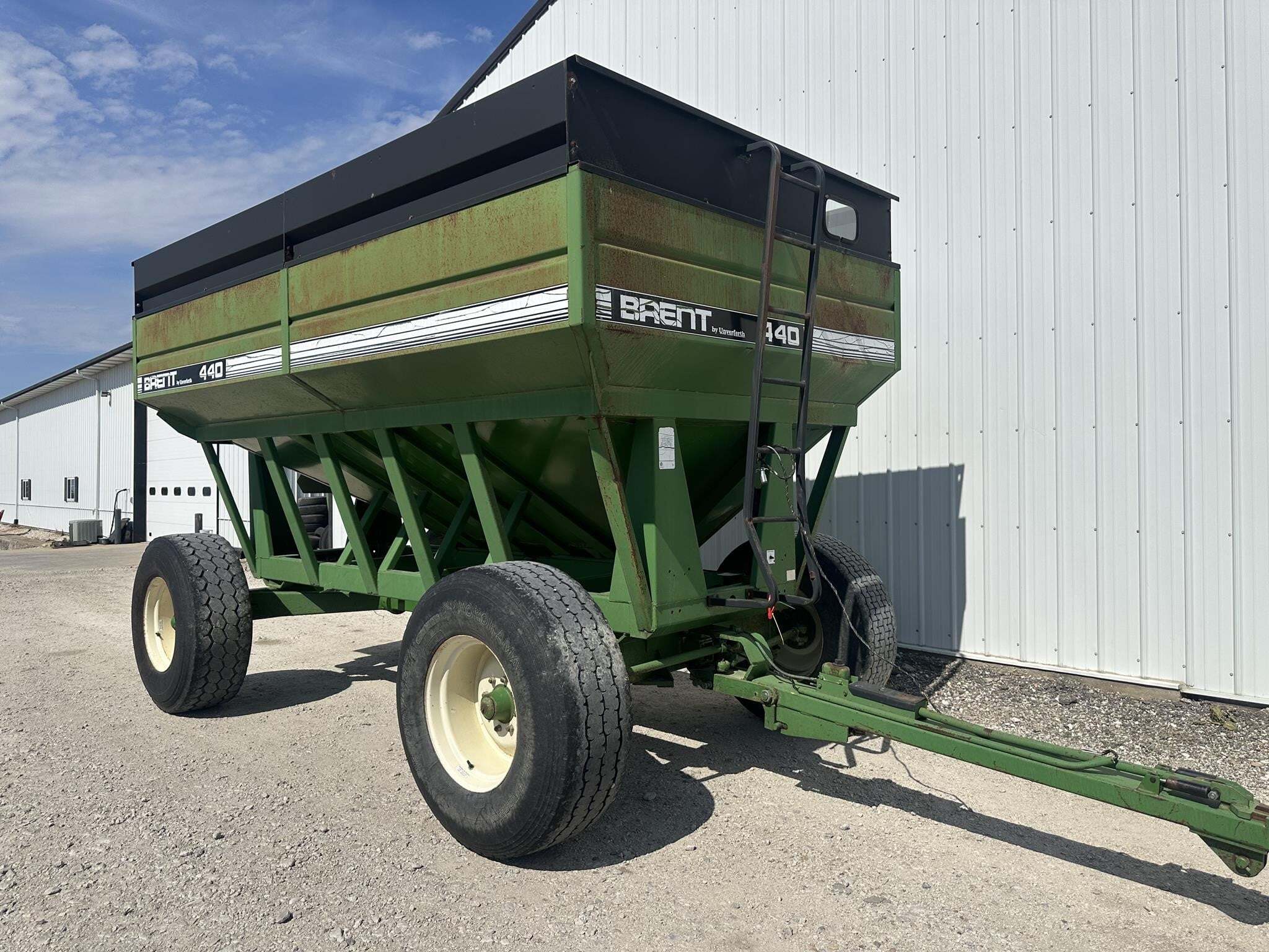  Brent 440 Gravity Wagon
