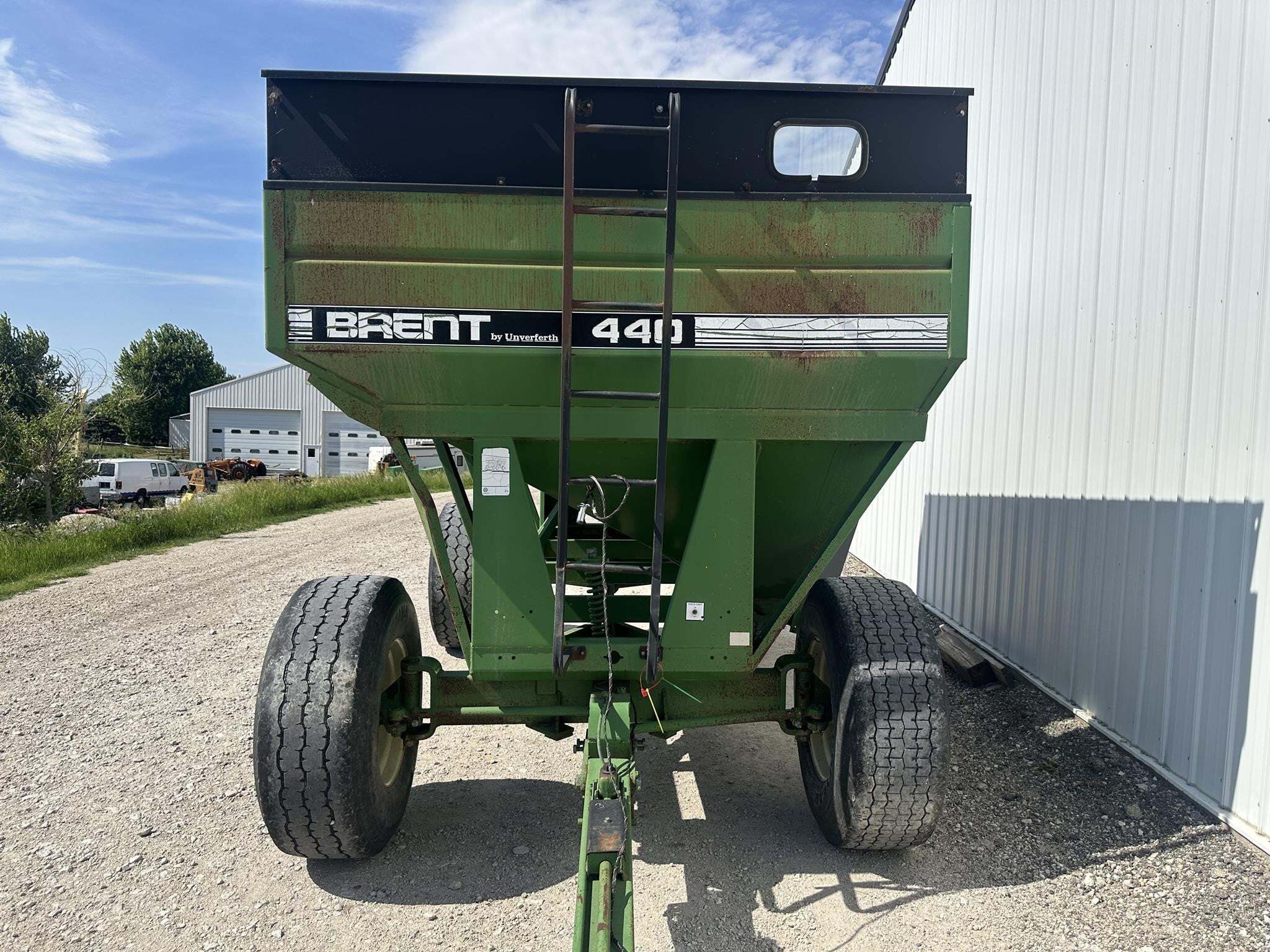  Brent 440 Gravity Wagon