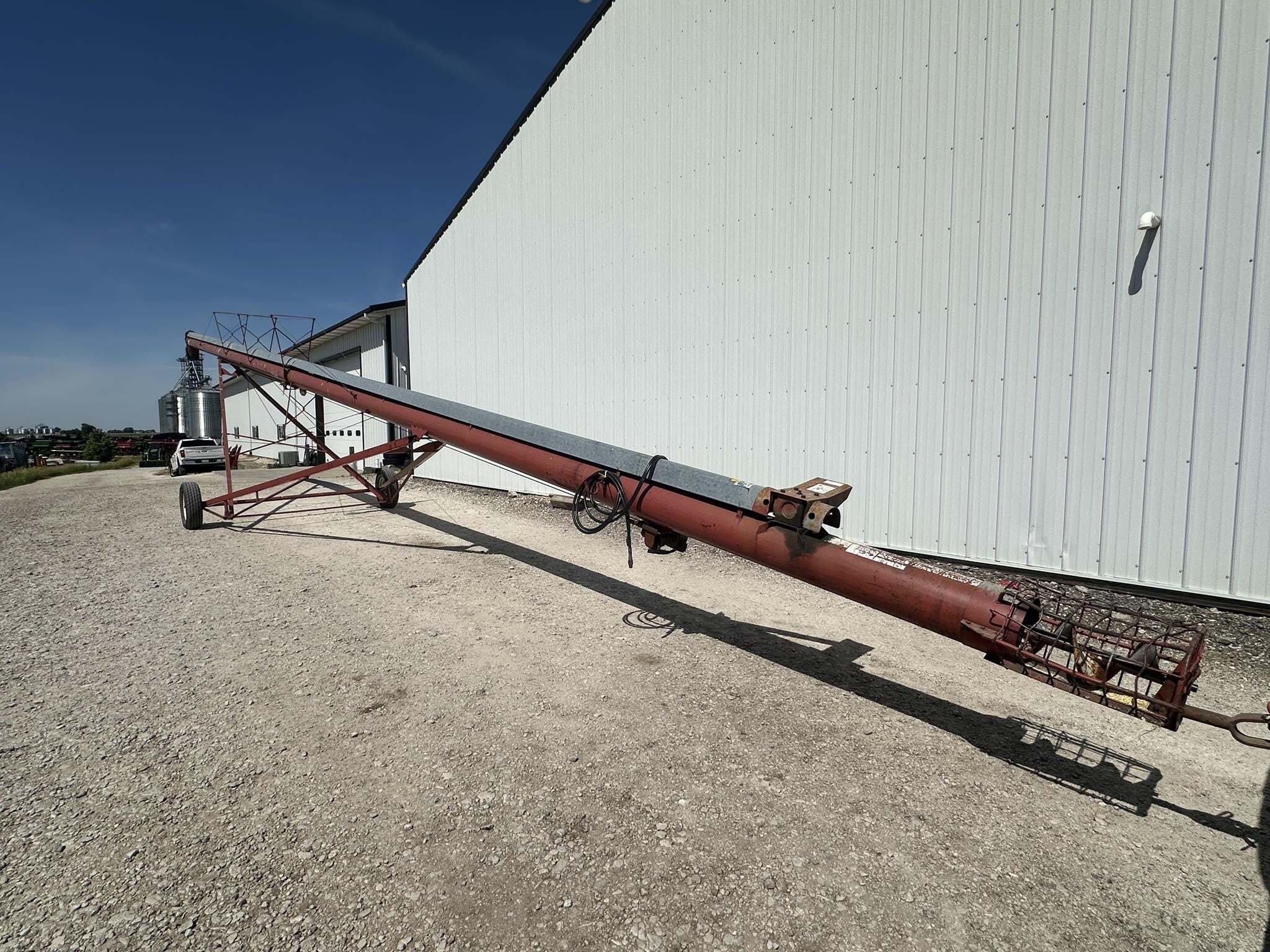  Feterl 10x66 Augers and Conveyor