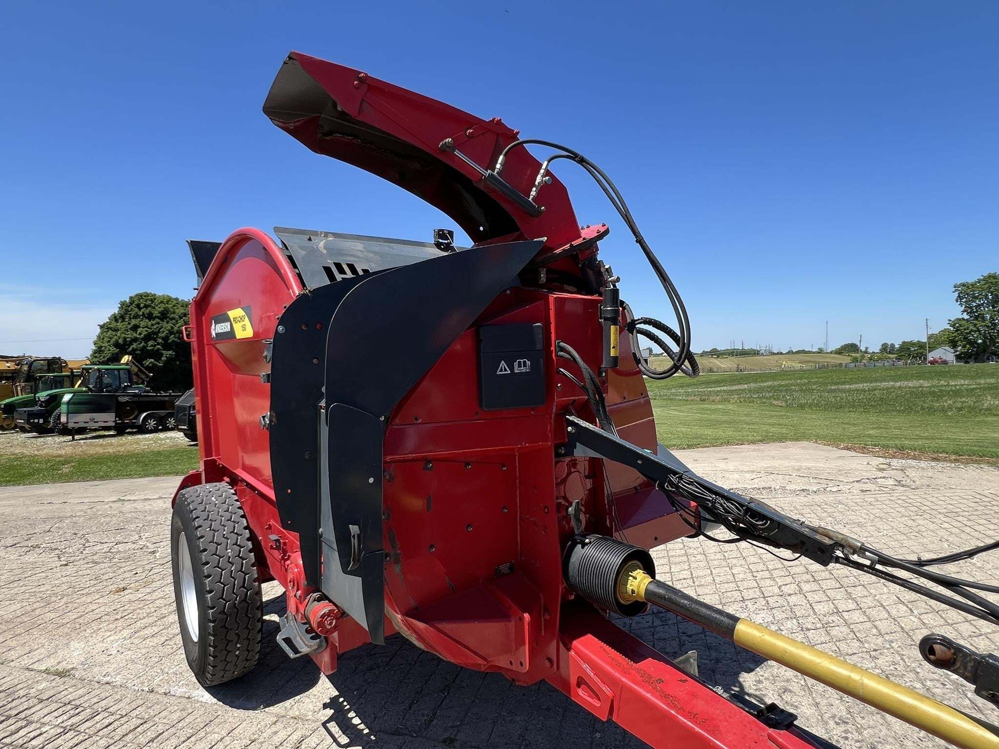 2015 Anderson PRO-CHOP 150 Bale Processor
