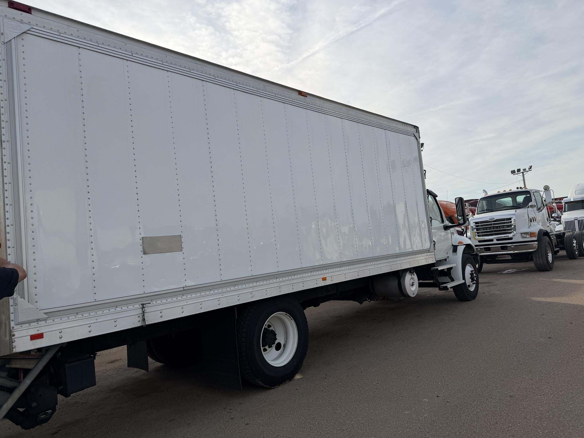 2019 International MV Box Trucks/Trailer