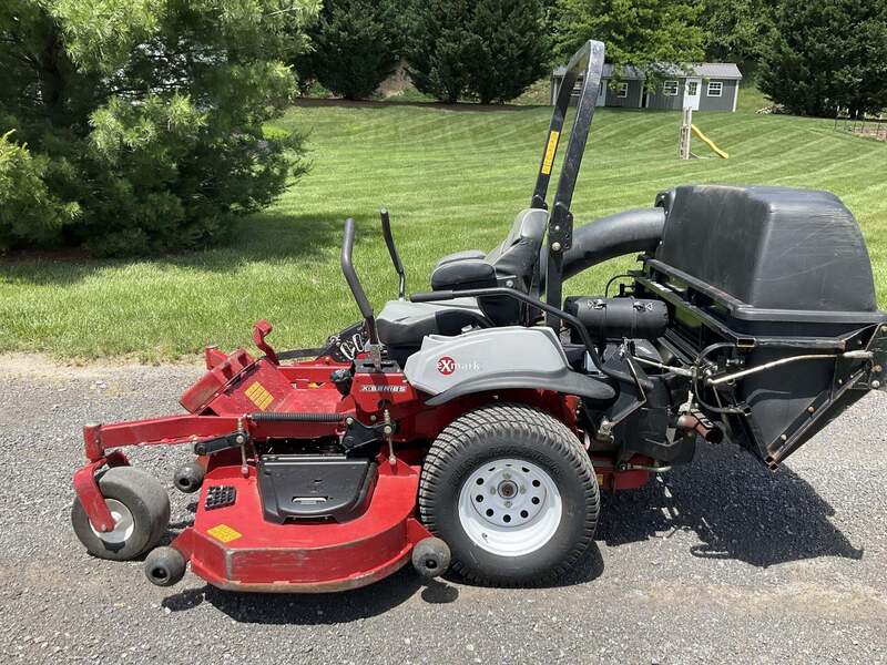 Used Exmark LZX980EKC726W0 Lawn Mowers for Sale - 4 Listings