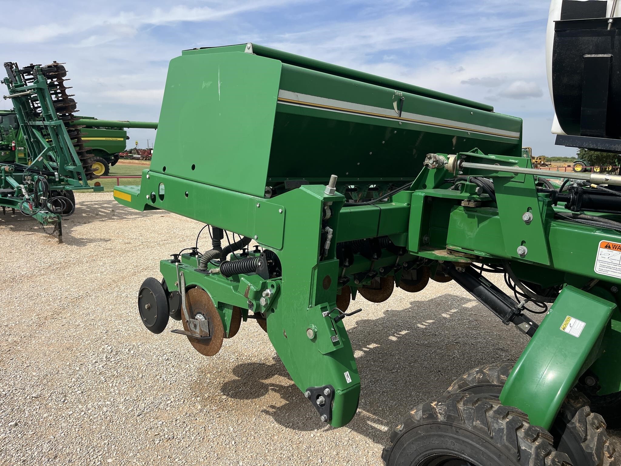 2009 Great Plains 3S3000HD-3610 Drill