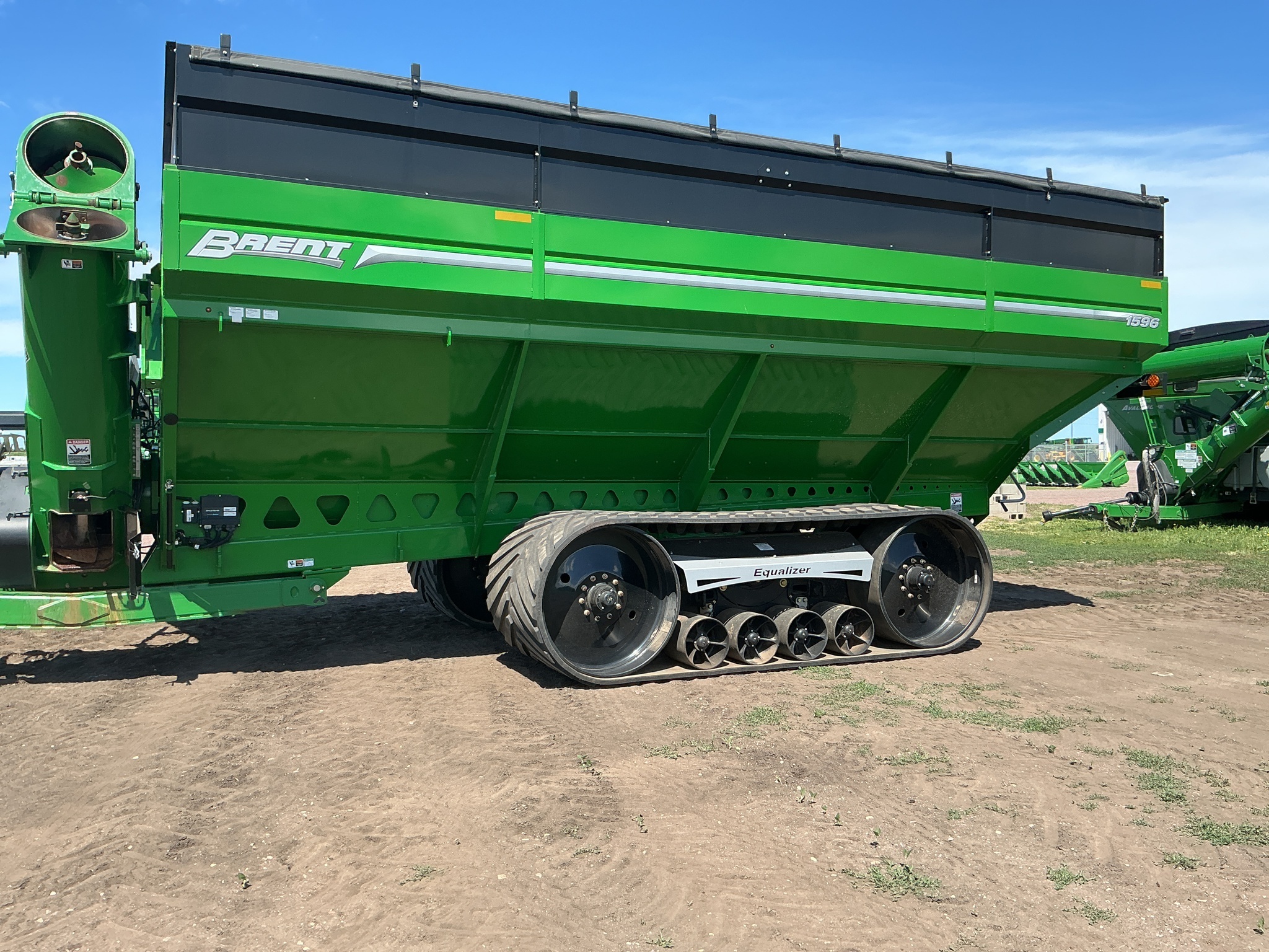 2023 Brent 1596 Grain Cart