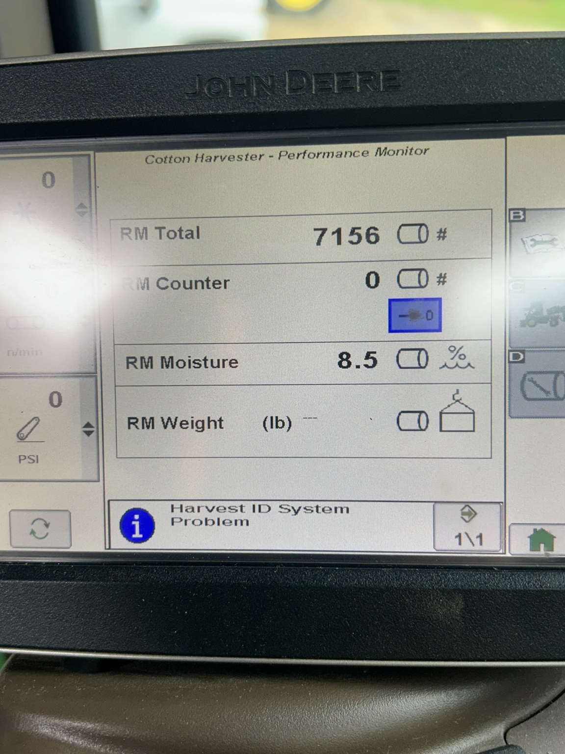 2019 John Deere CP690 Cotton Equipment