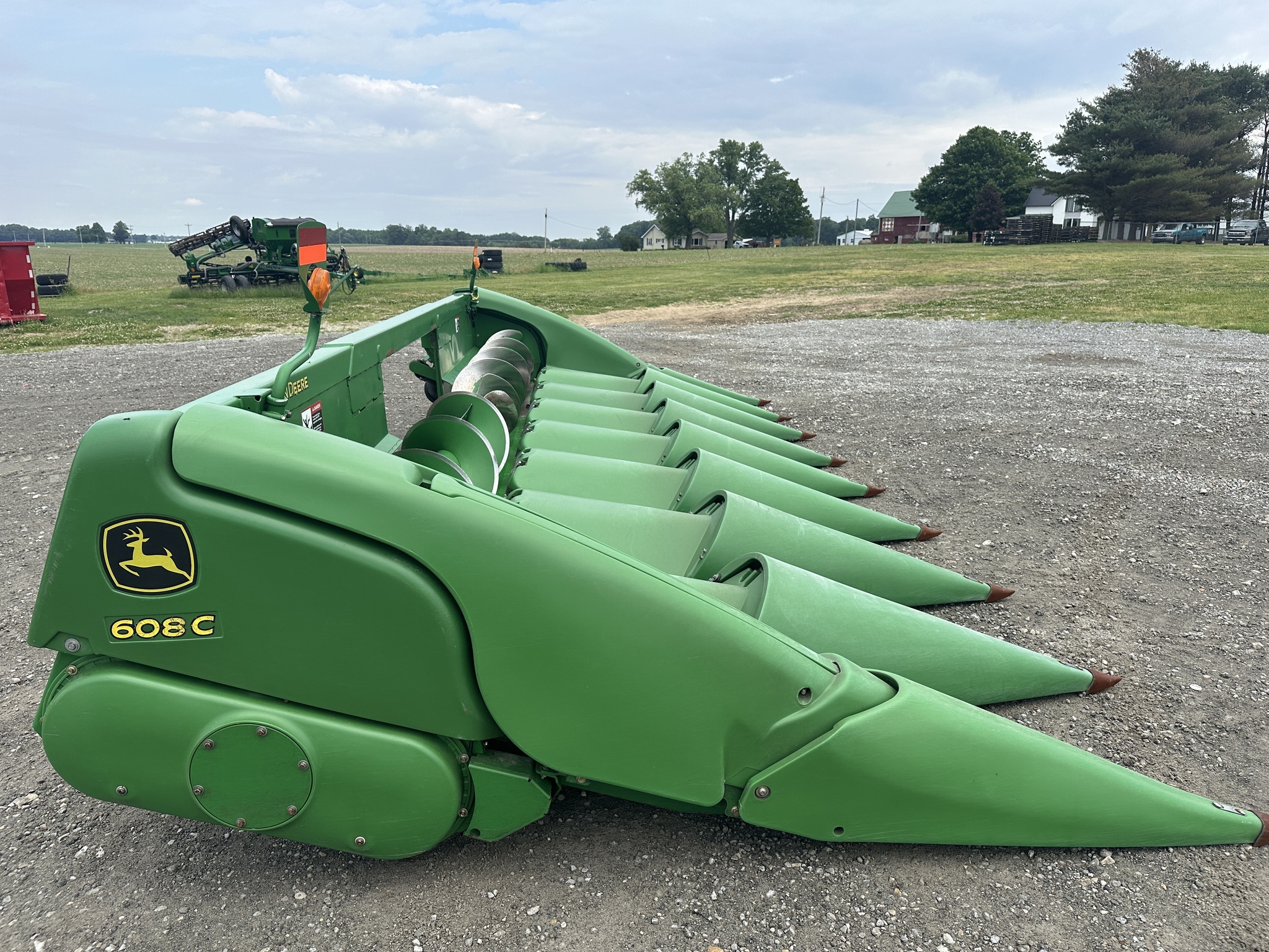 2010 John Deere 608C Corn Head