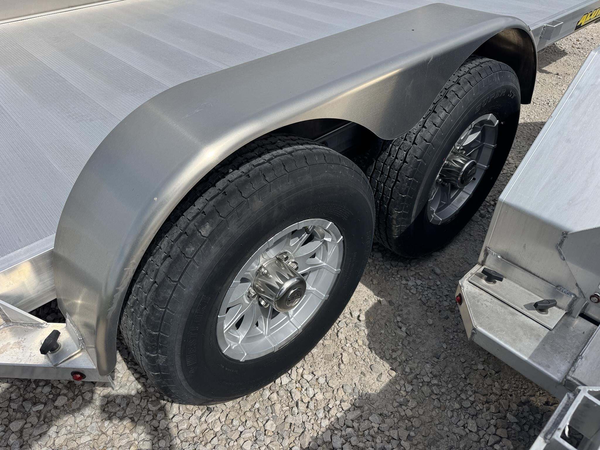2026 Aluma 8220HTILT Flatbed Trucks/Trailer