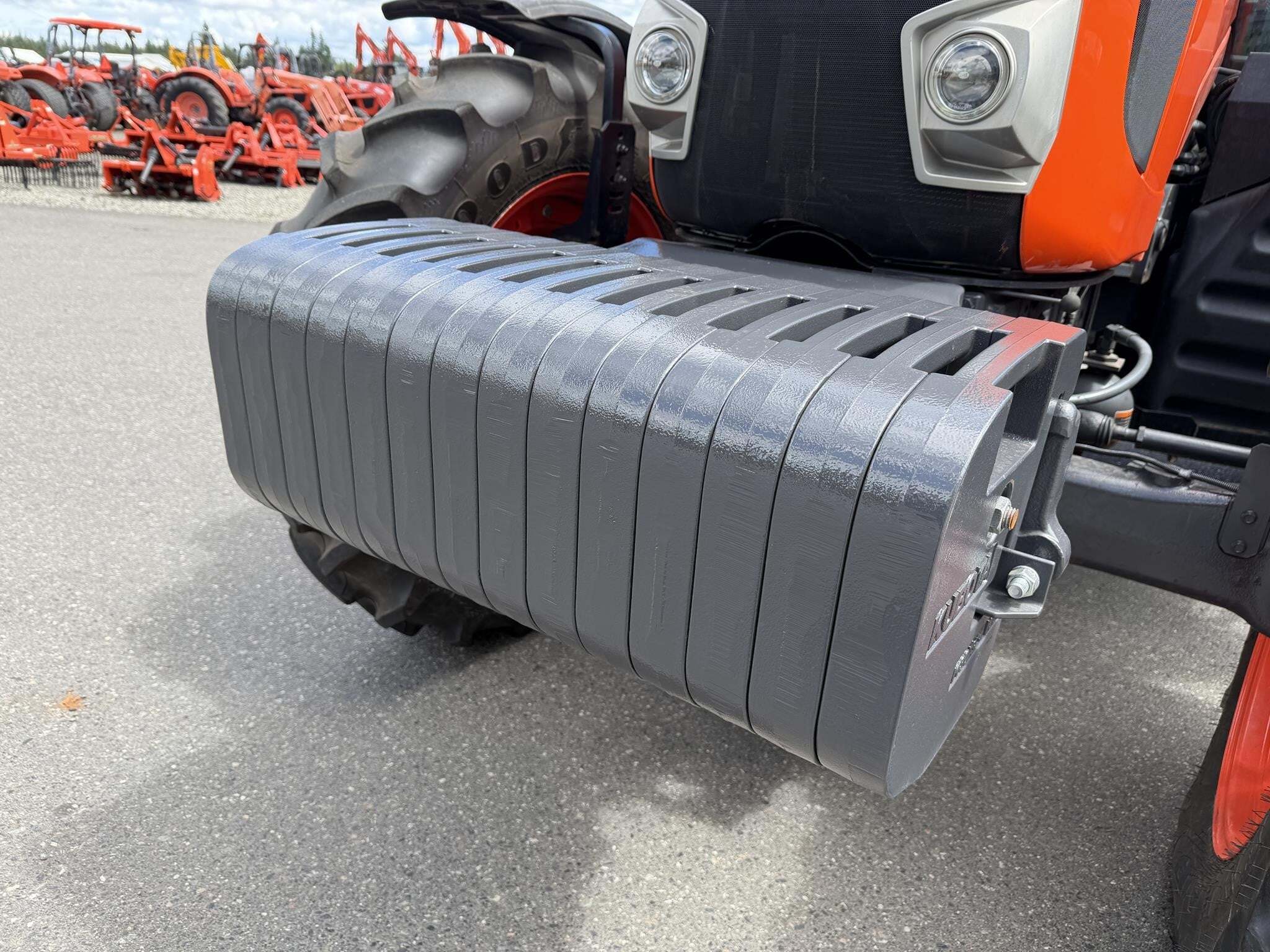2017 Kubota M7-151 PREMIUM KVT Tractor