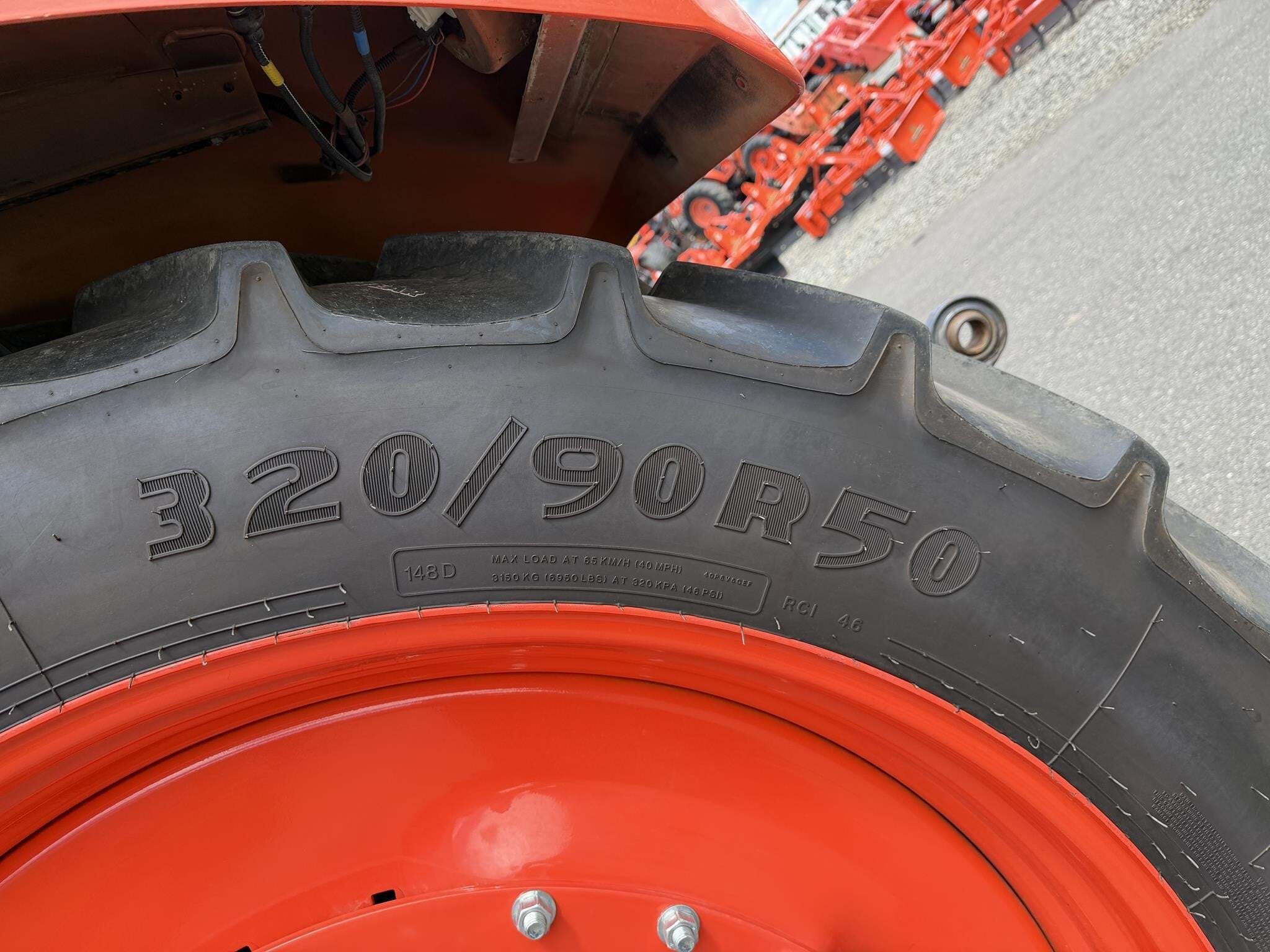 2017 Kubota M7-151 PREMIUM KVT Tractor