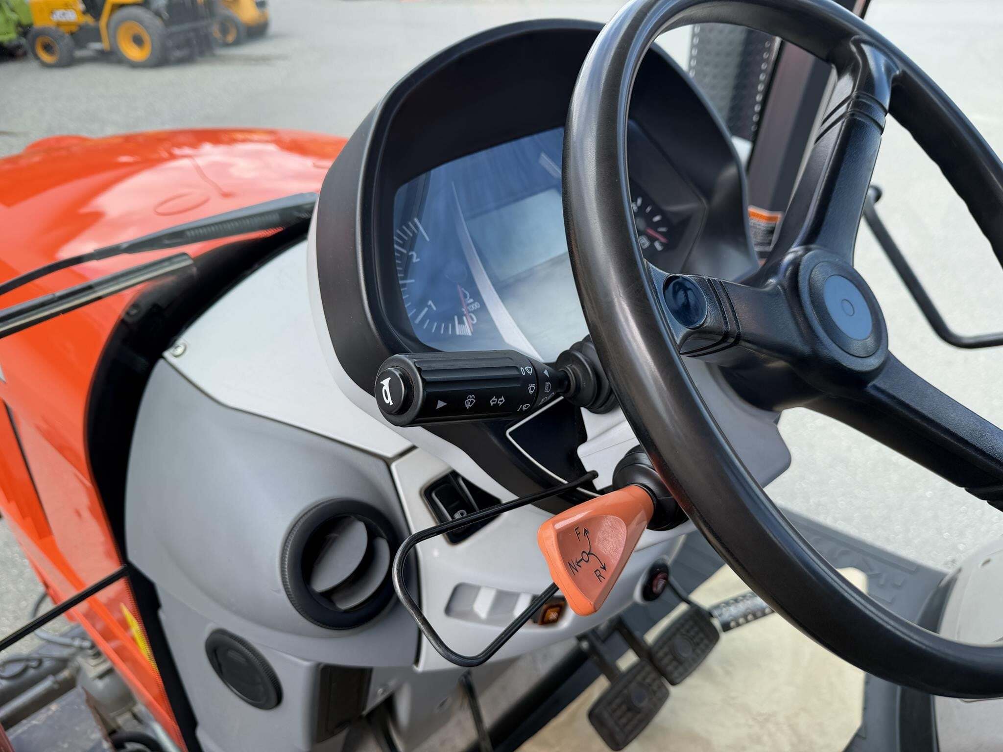 2017 Kubota M7-151 PREMIUM KVT Tractor