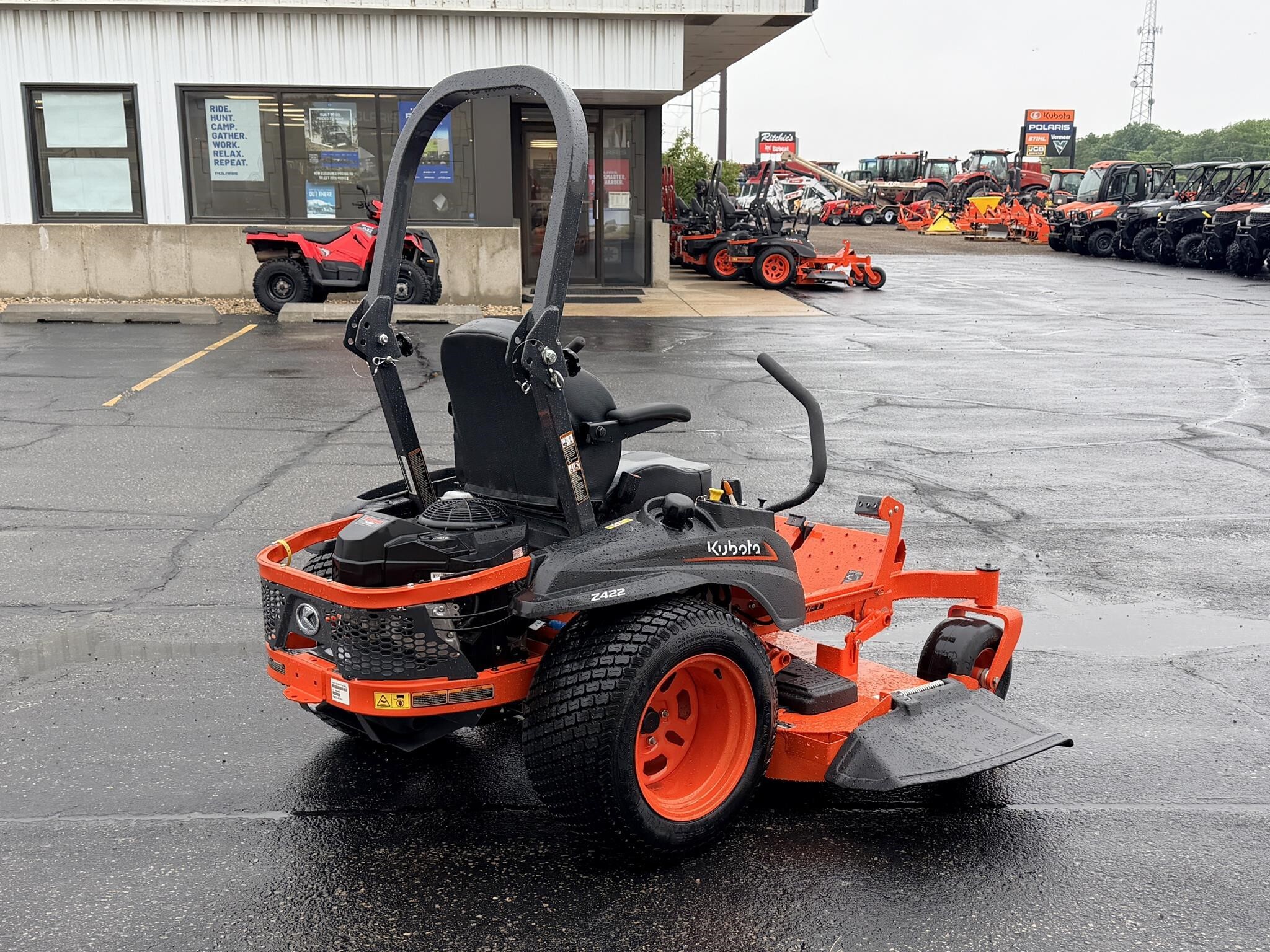 2026 Kubota Z422 Lawn Mower