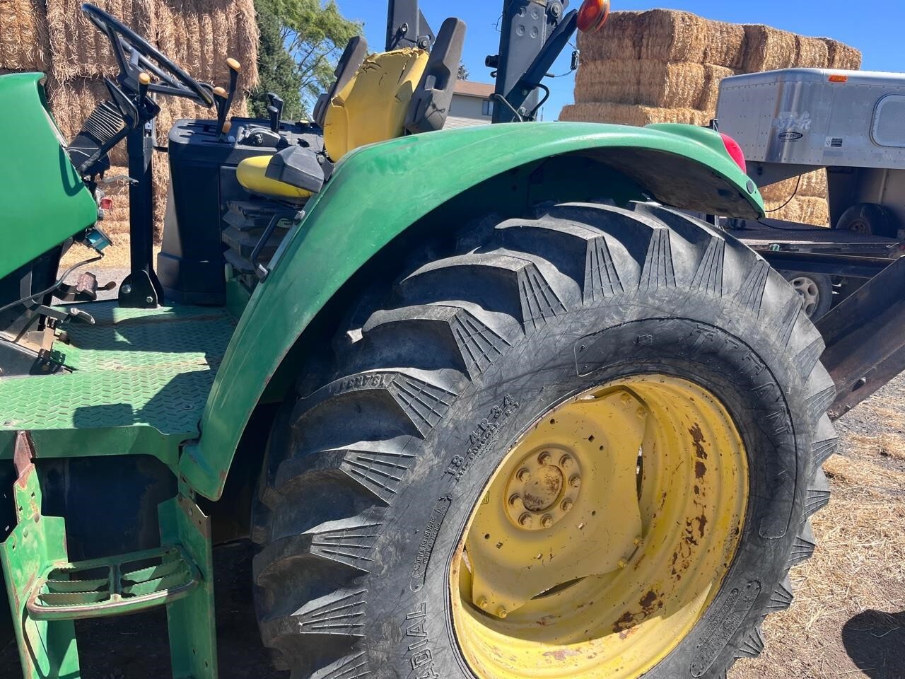  John Deere 6420 Tractor