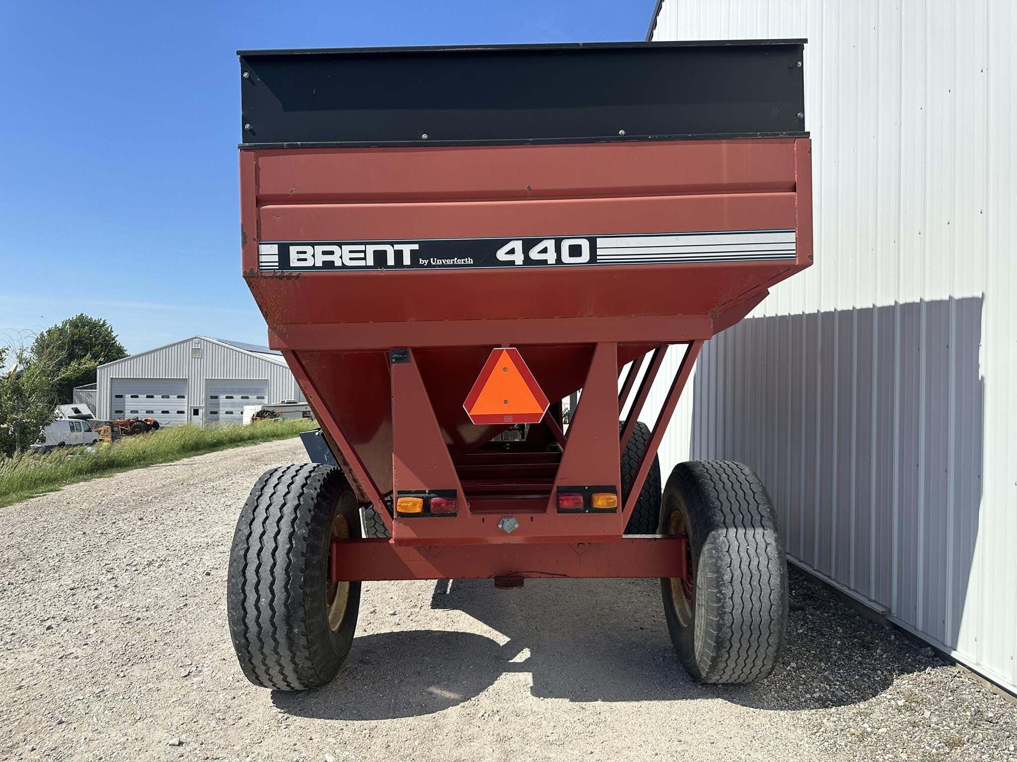  Brent 440 Gravity Wagon