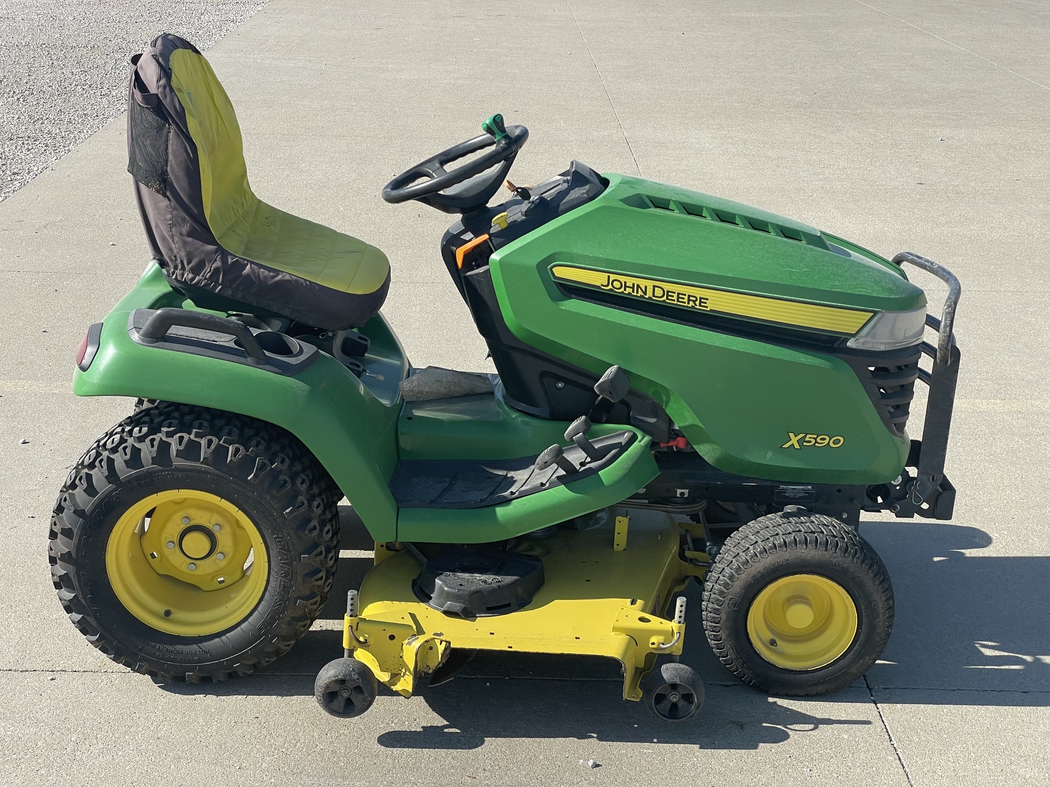 2020 John Deere X590 Lawn Mower