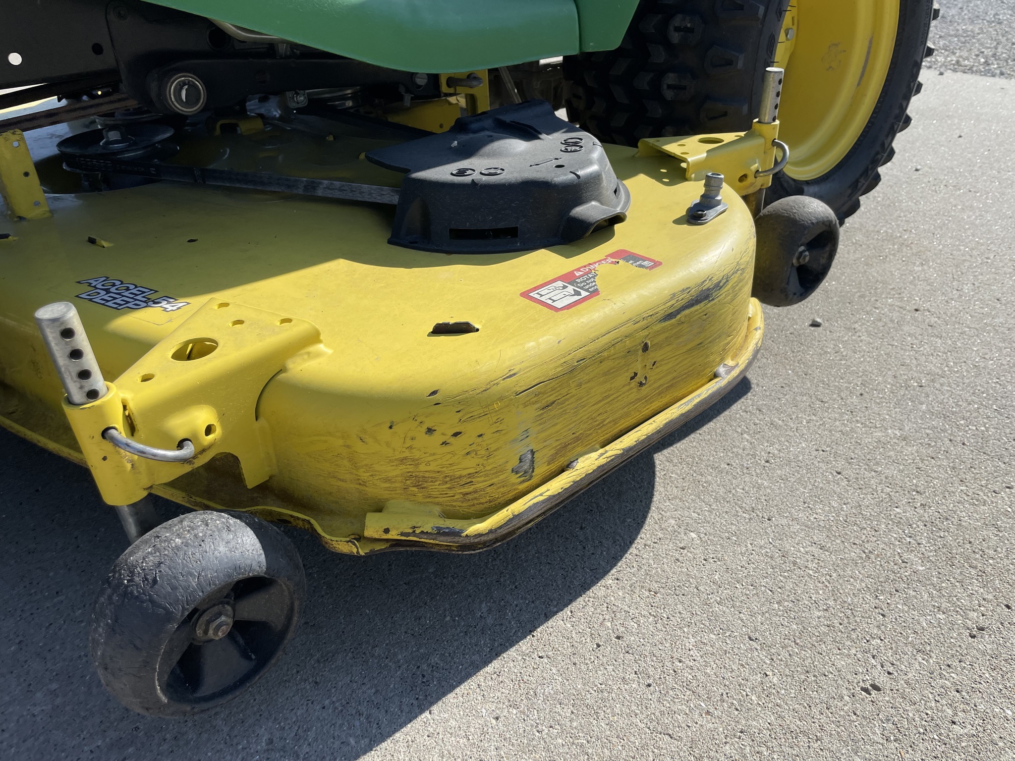 2020 John Deere X590 Lawn Mower