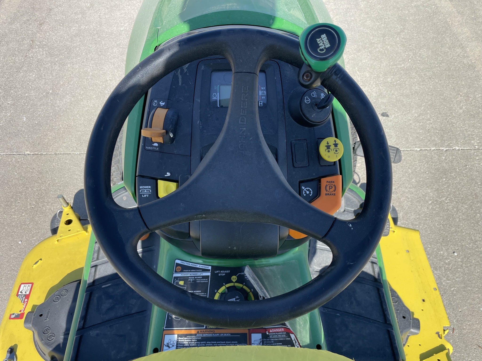 2020 John Deere X590 Lawn Mower