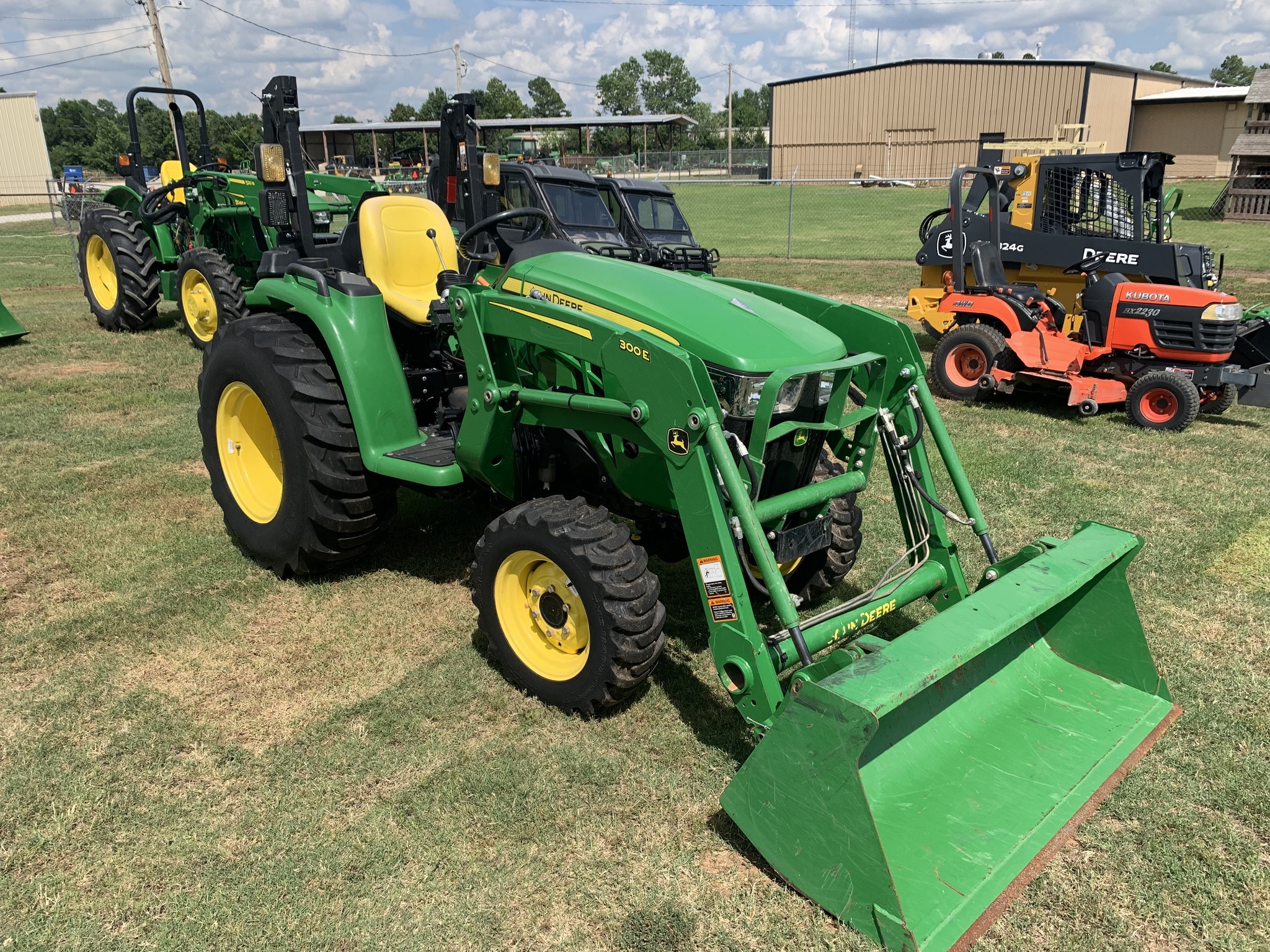 2023 John Deere 3025E Tractor