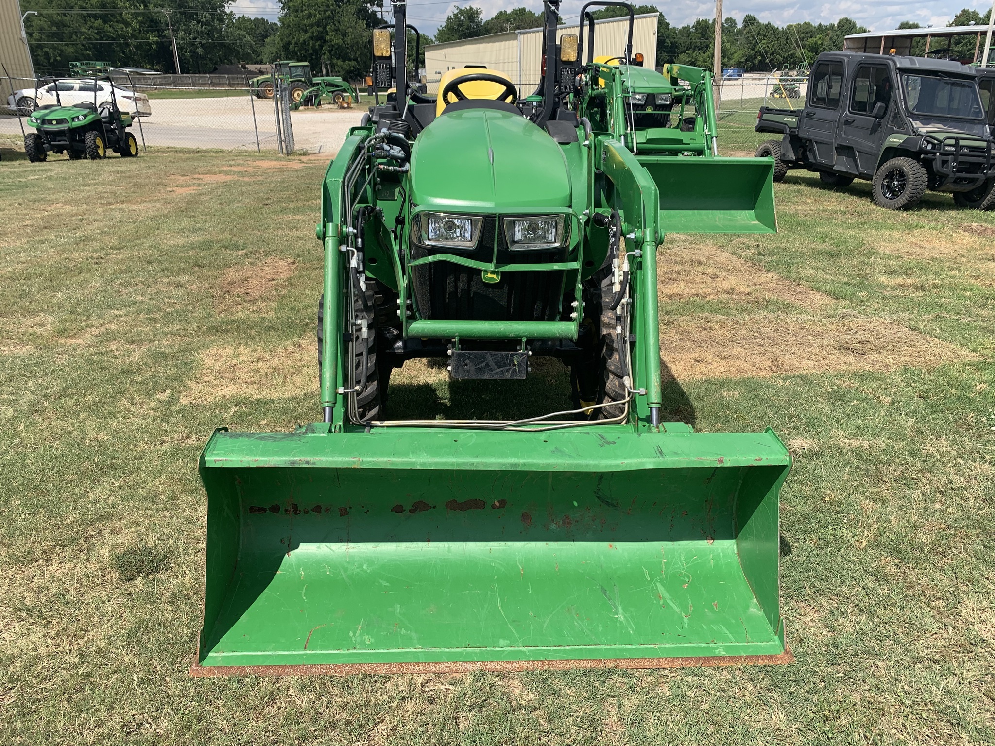 2023 John Deere 3025E Tractor